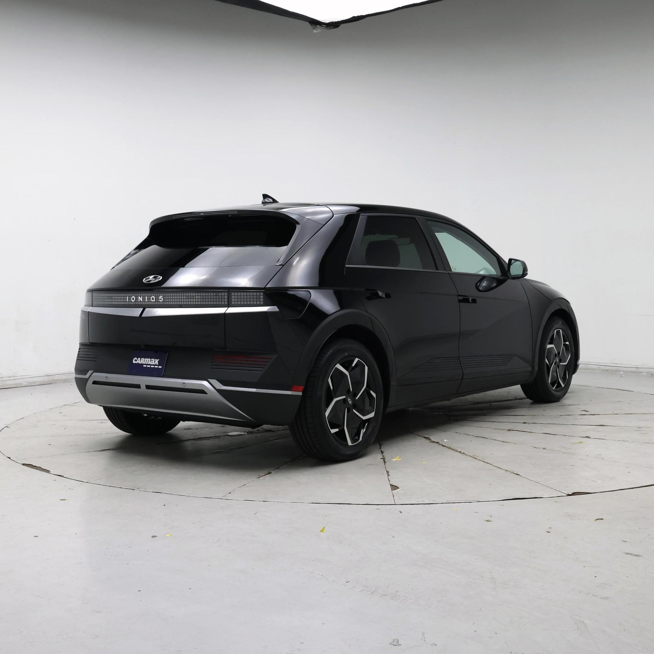 Thumbnail: 2022 Hyundai Ioniq 5 - 8