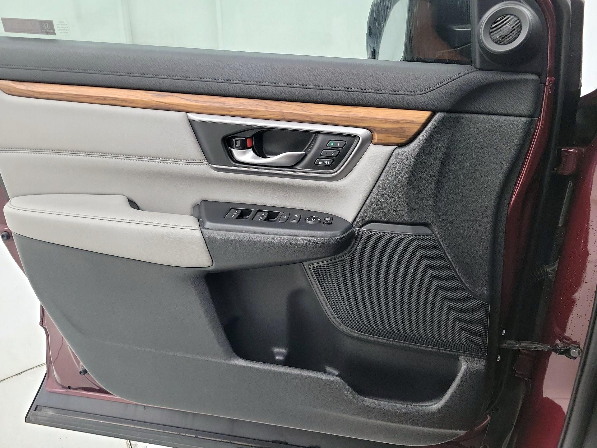 Thumbnail: 2018 Honda CR-V - 10