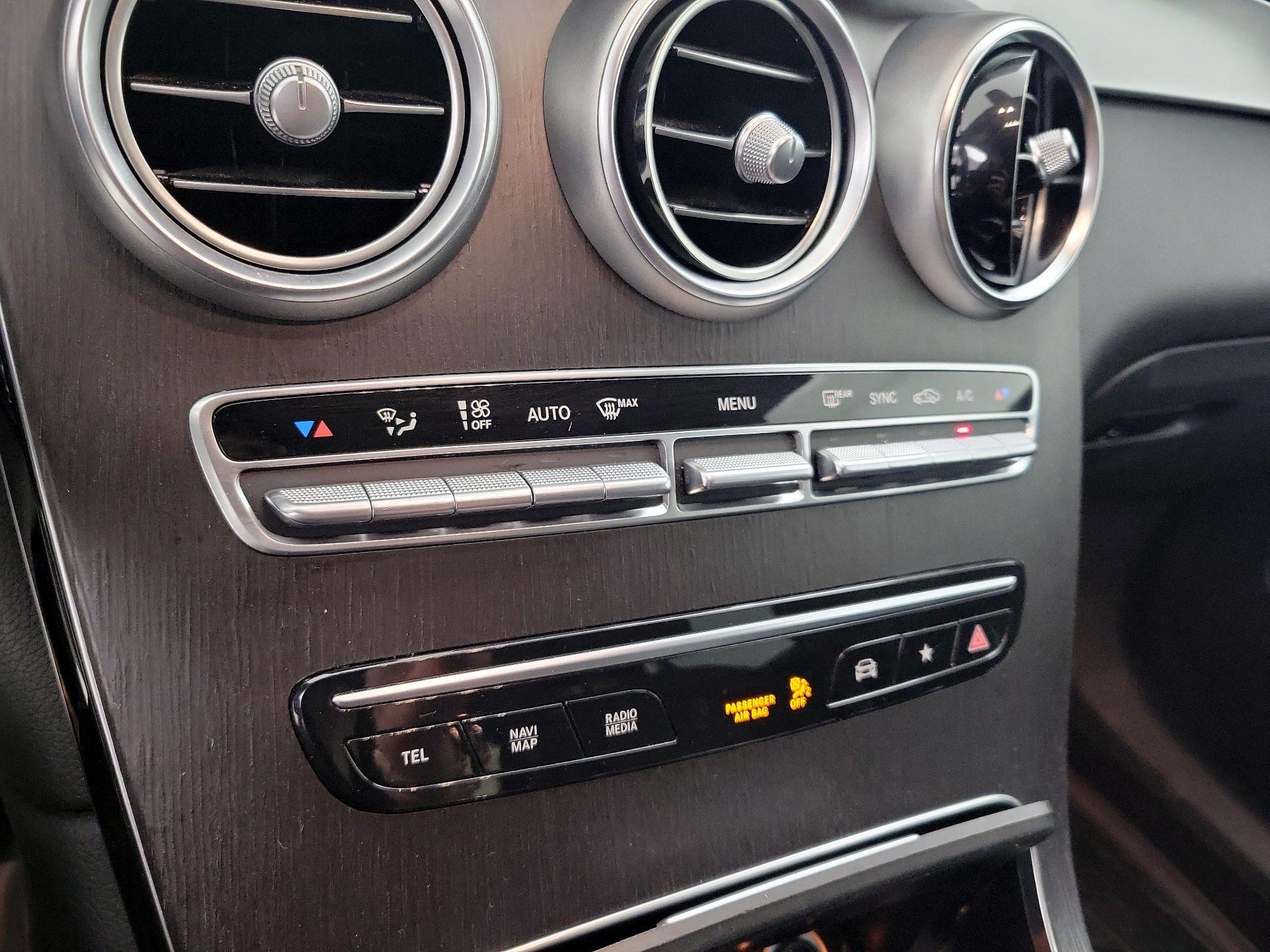 Thumbnail: 2021 Mercedes-Benz GLC - 16