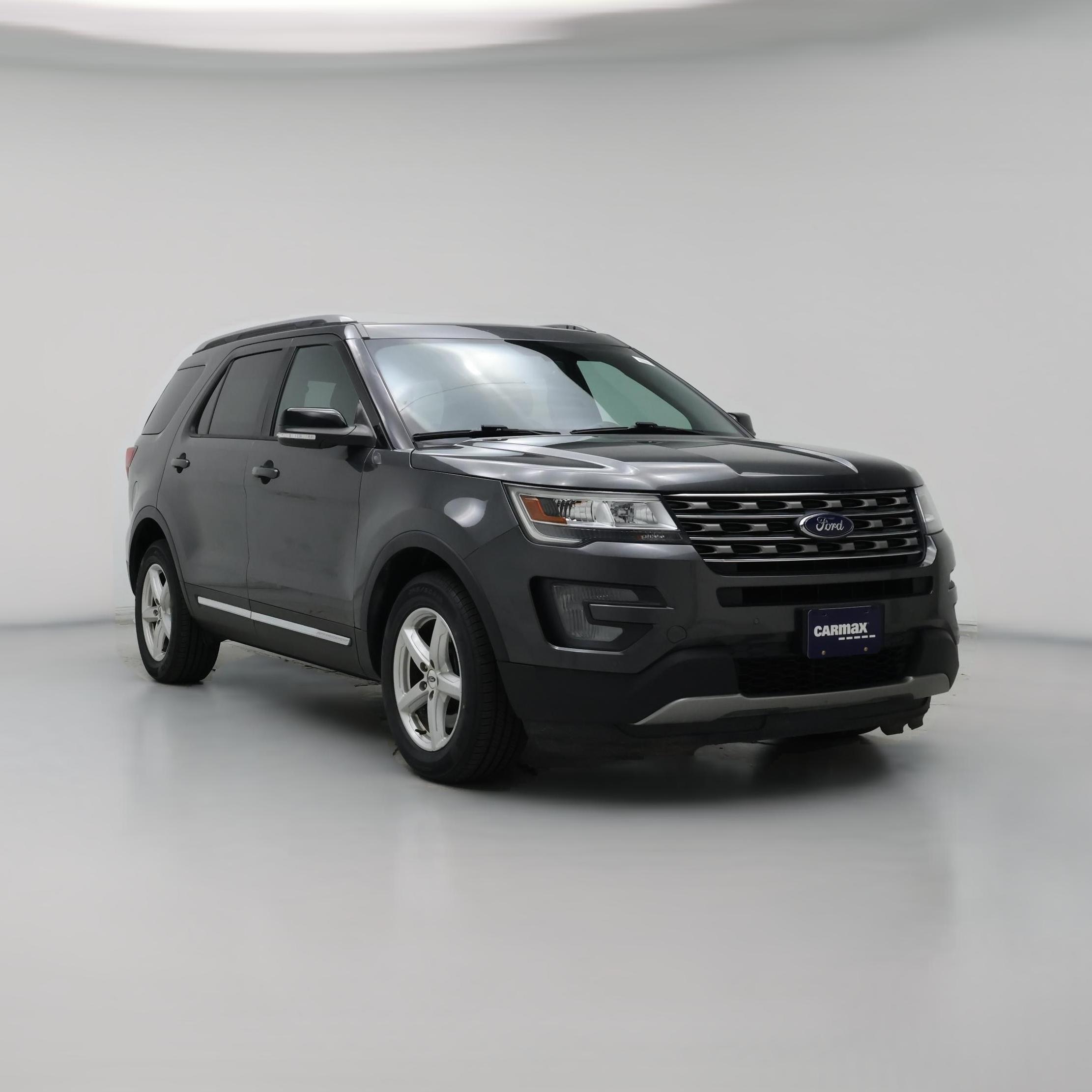 Thumbnail: 2017 Ford Explorer - 1