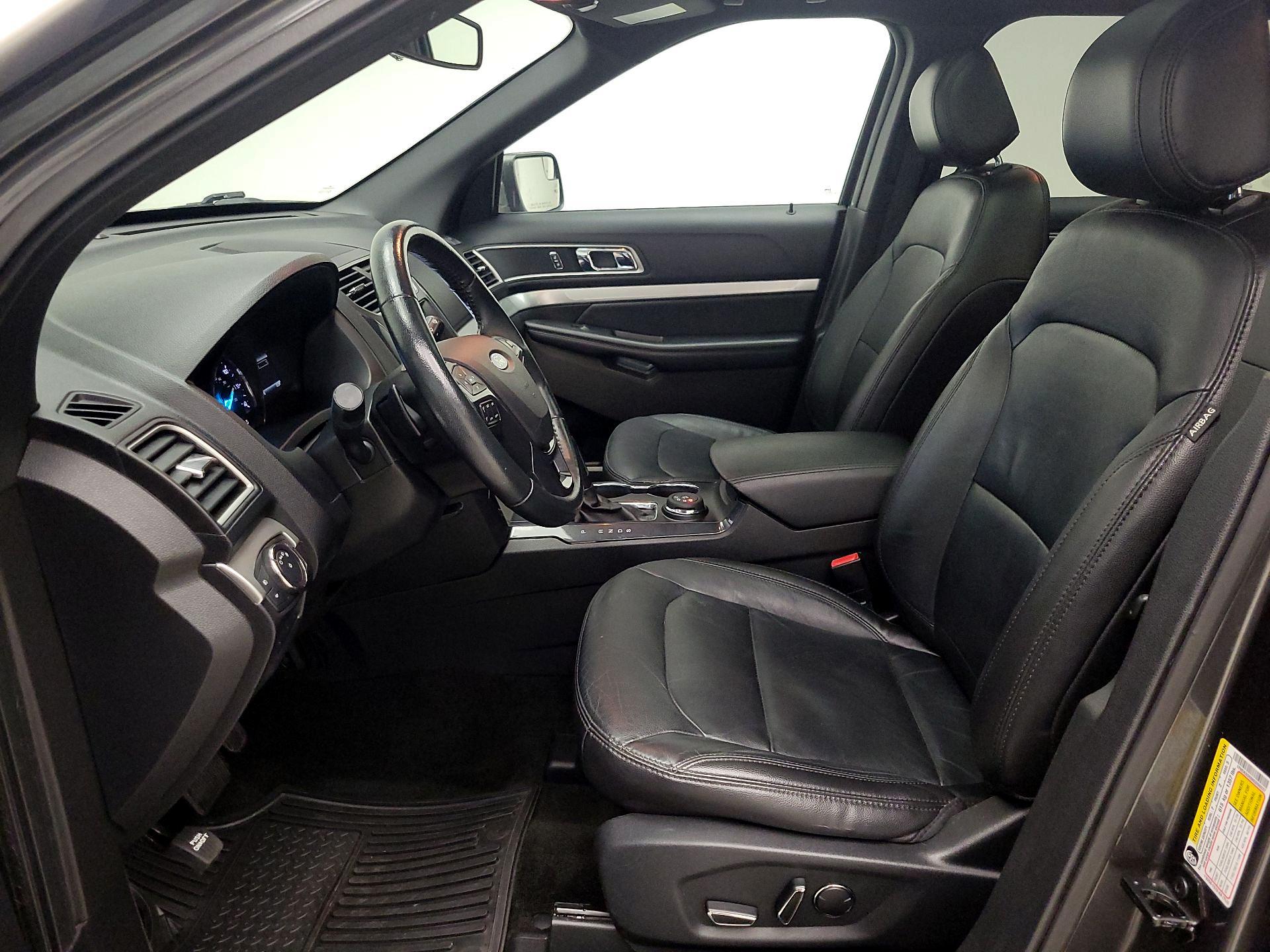 Thumbnail: 2017 Ford Explorer - 11