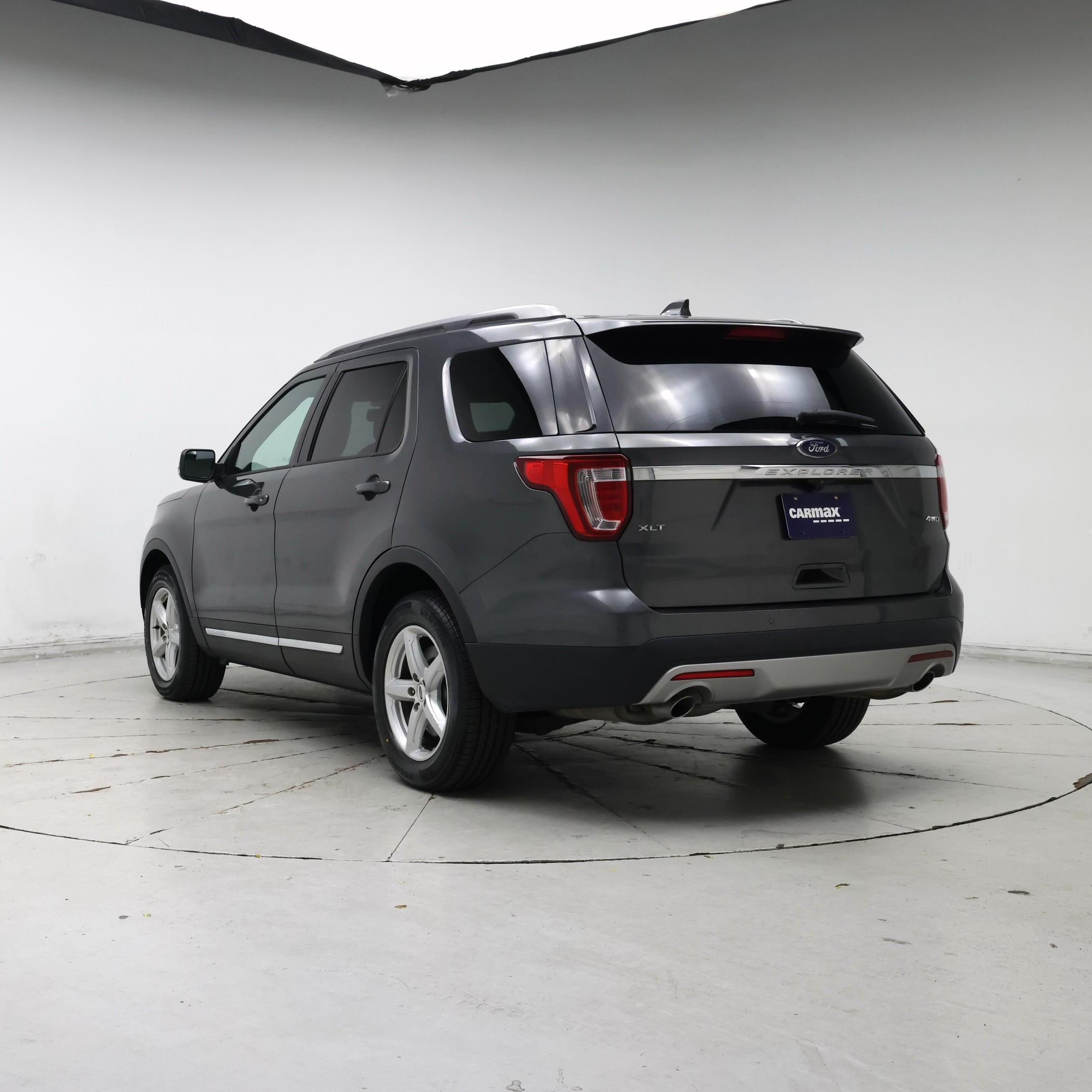 Thumbnail: 2017 Ford Explorer - 2