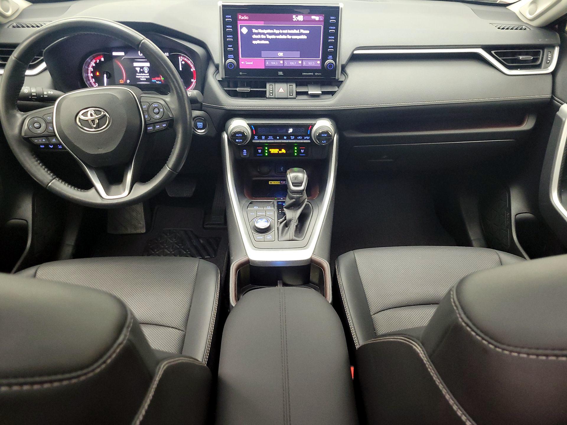 Thumbnail: 2022 Toyota RAV4 - 9