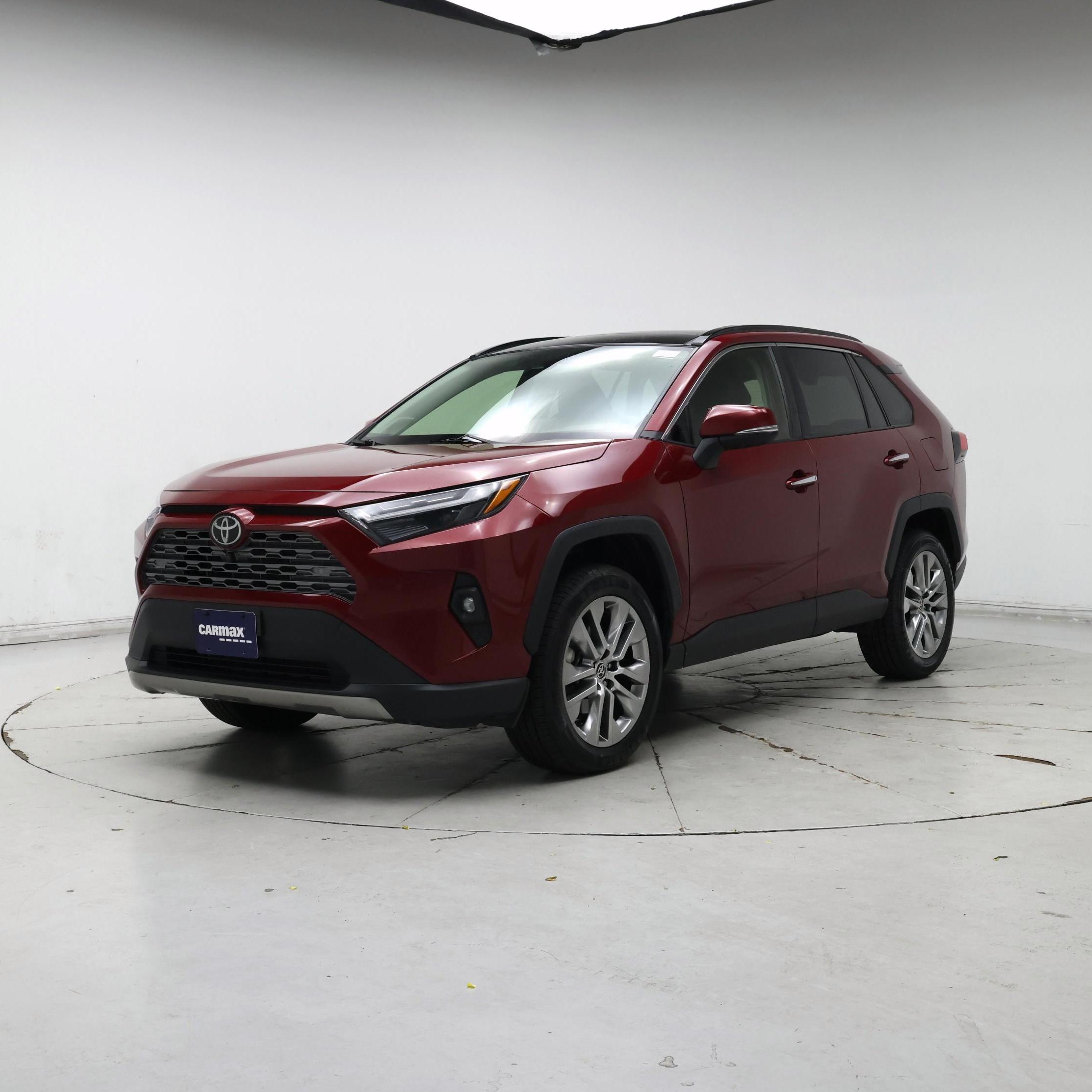 Thumbnail: 2022 Toyota RAV4 - 4