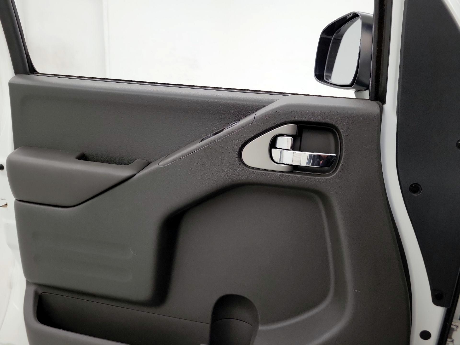 Thumbnail: 2019 Nissan Frontier - 10