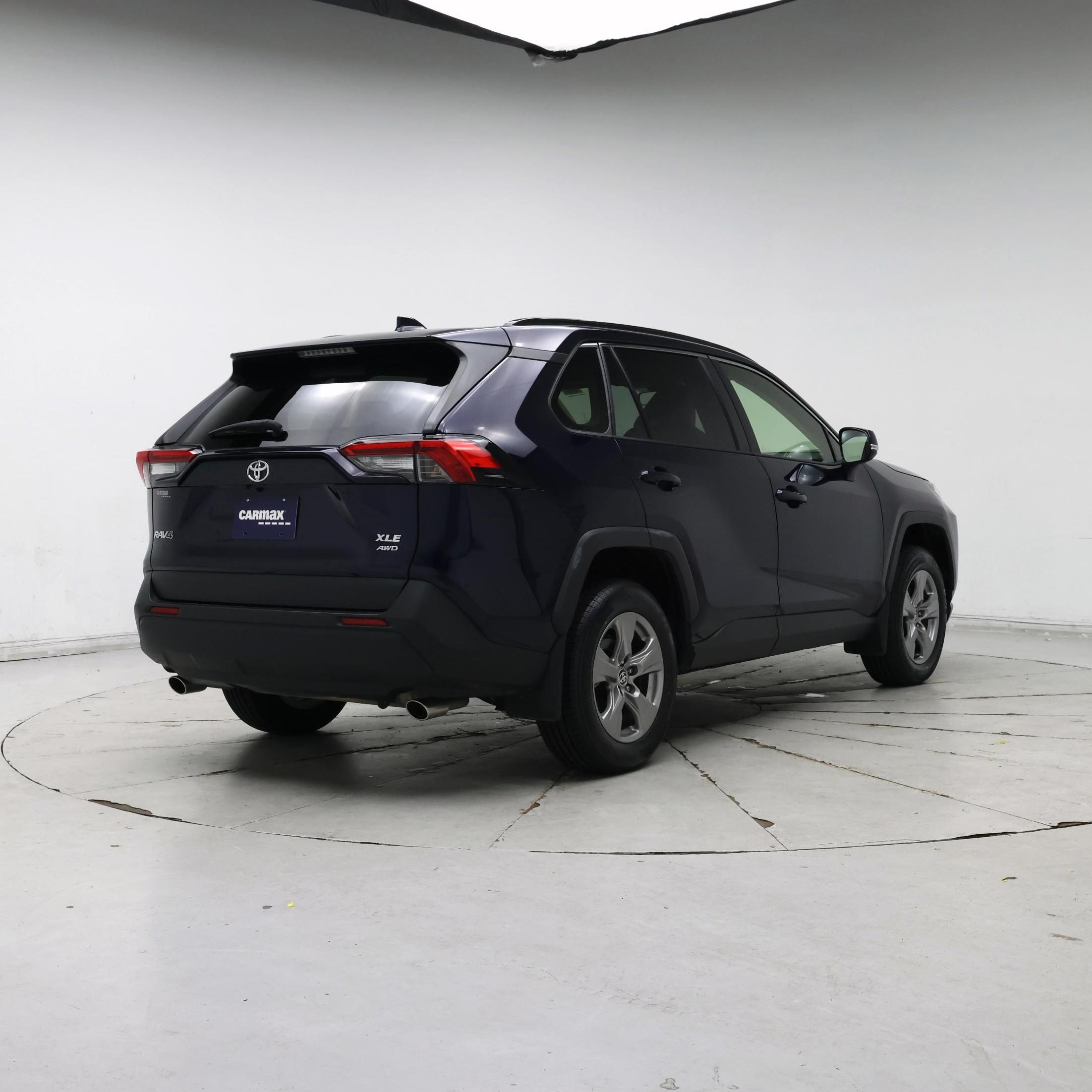 Thumbnail: 2023 Toyota RAV4 - 8