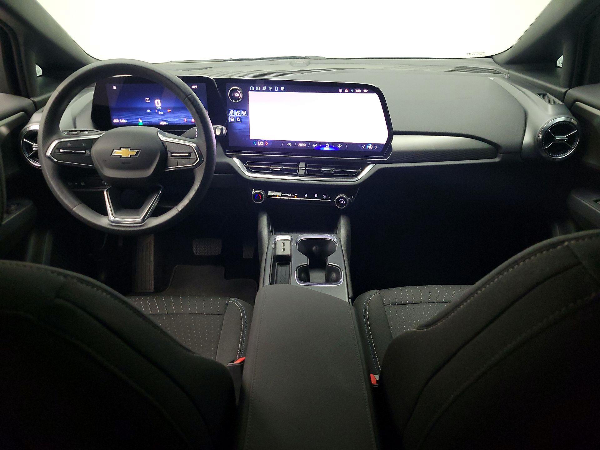 Thumbnail: 2025 Chevrolet Equinox - 9