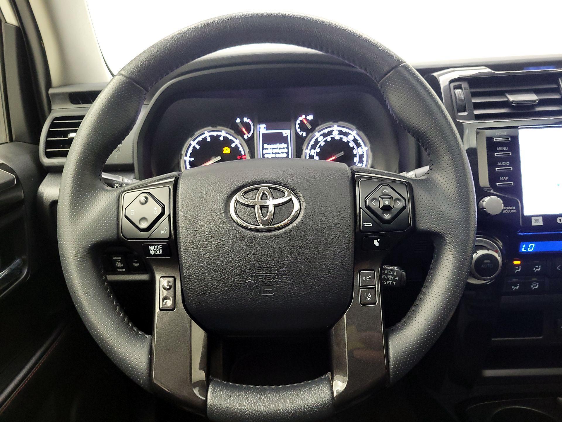 Thumbnail: 2022 Toyota 4Runner - 10