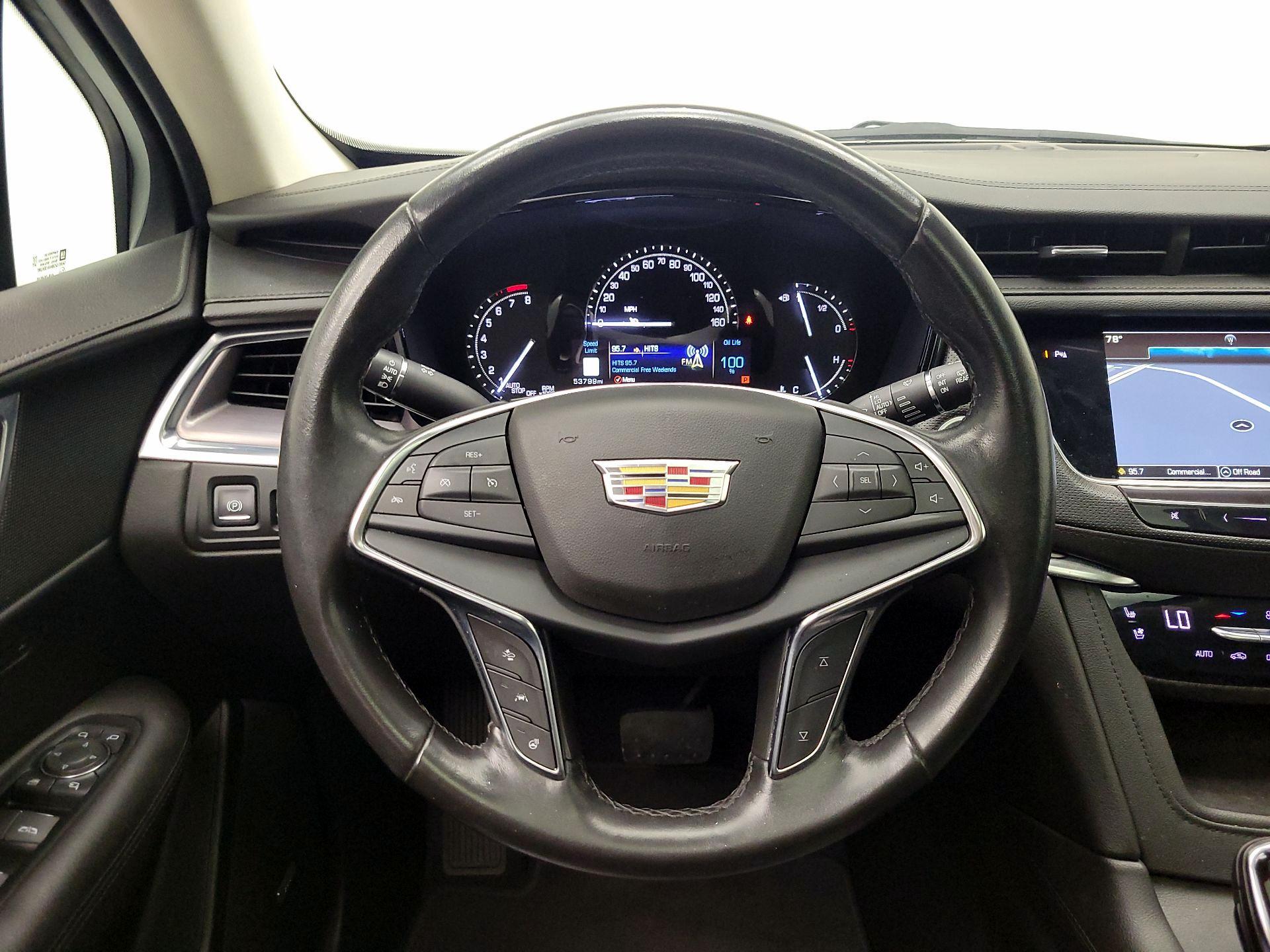 Thumbnail: 2018 Cadillac XT5 - 10