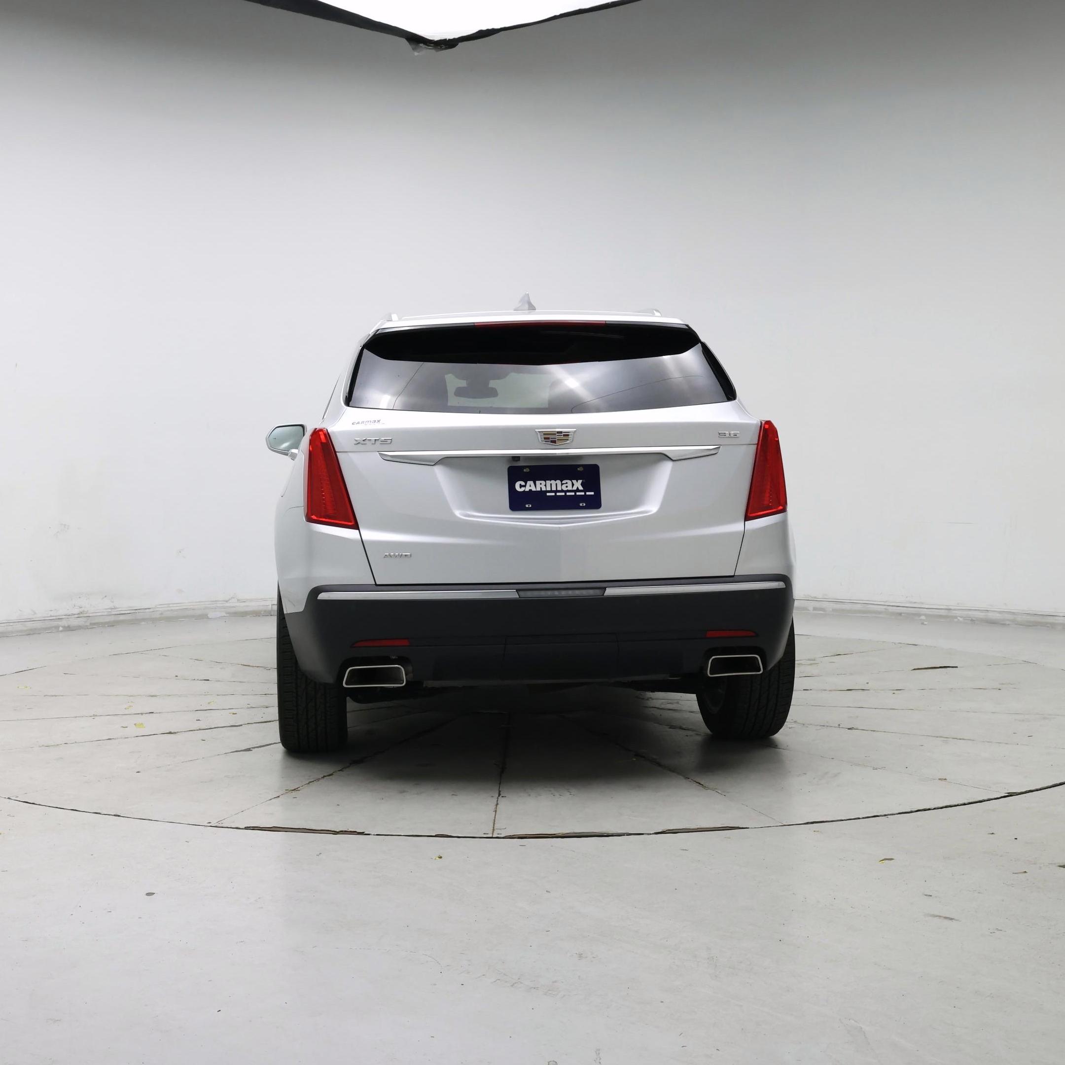 Thumbnail: 2018 Cadillac XT5 - 6