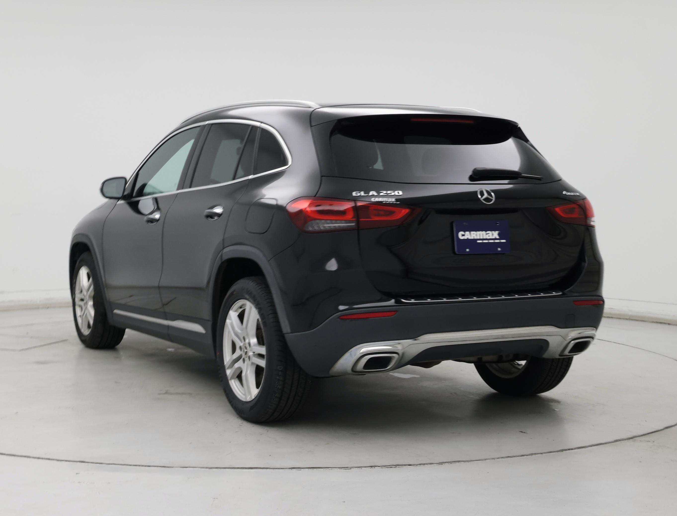 Thumbnail: 2021 Mercedes-Benz GLA - 2