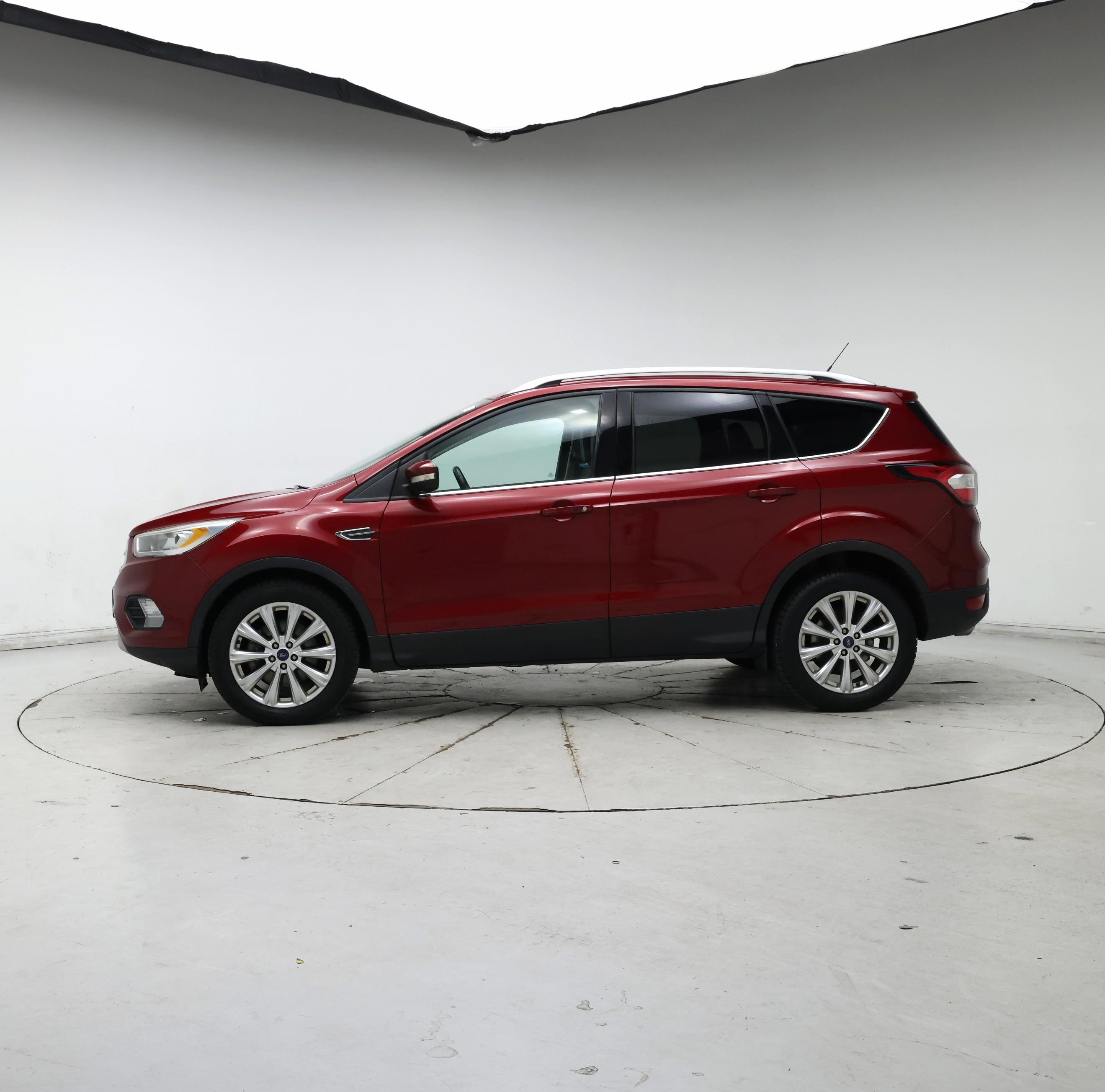 Thumbnail: 2017 Ford Escape - 3