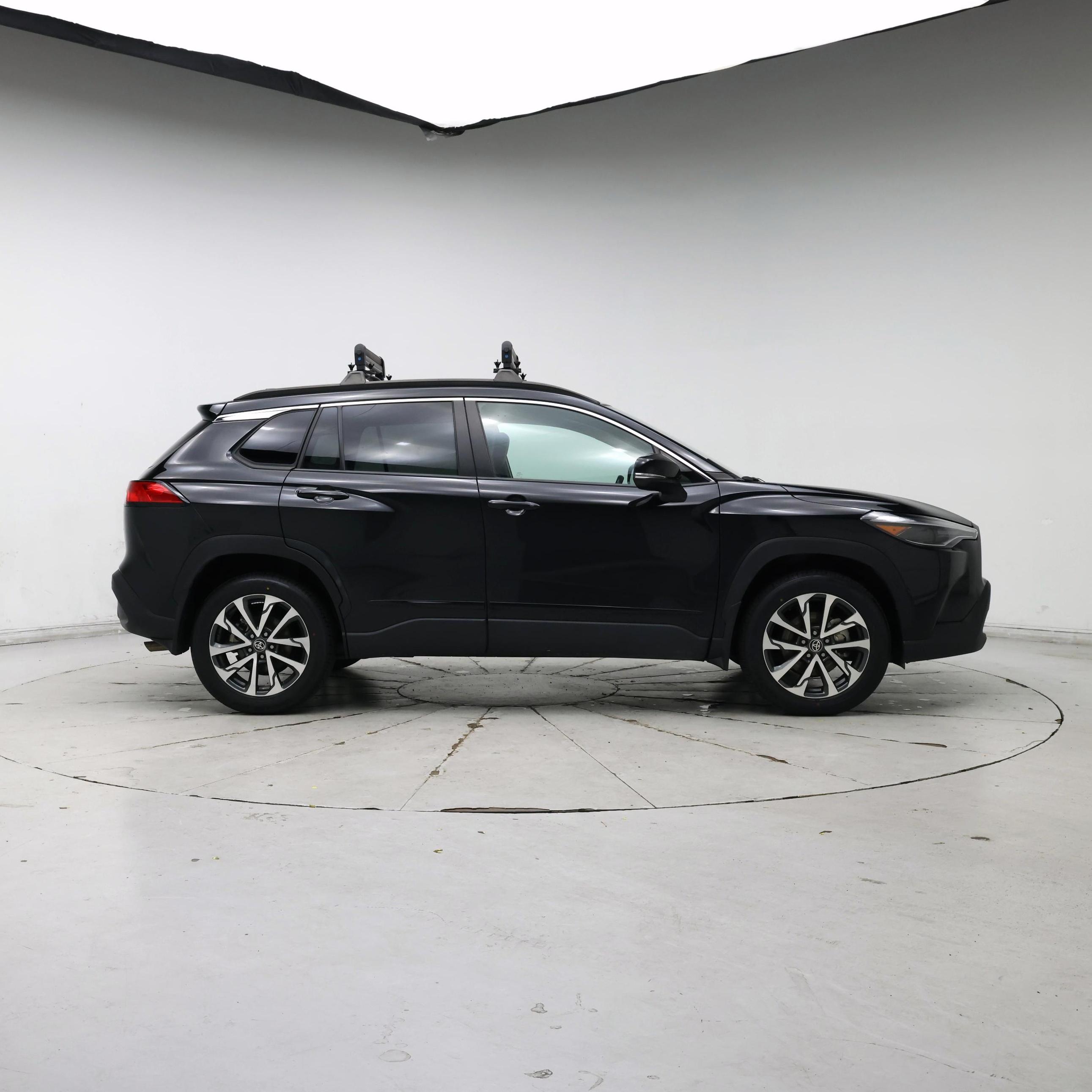Thumbnail: 2022 Toyota Corolla Cross - 7