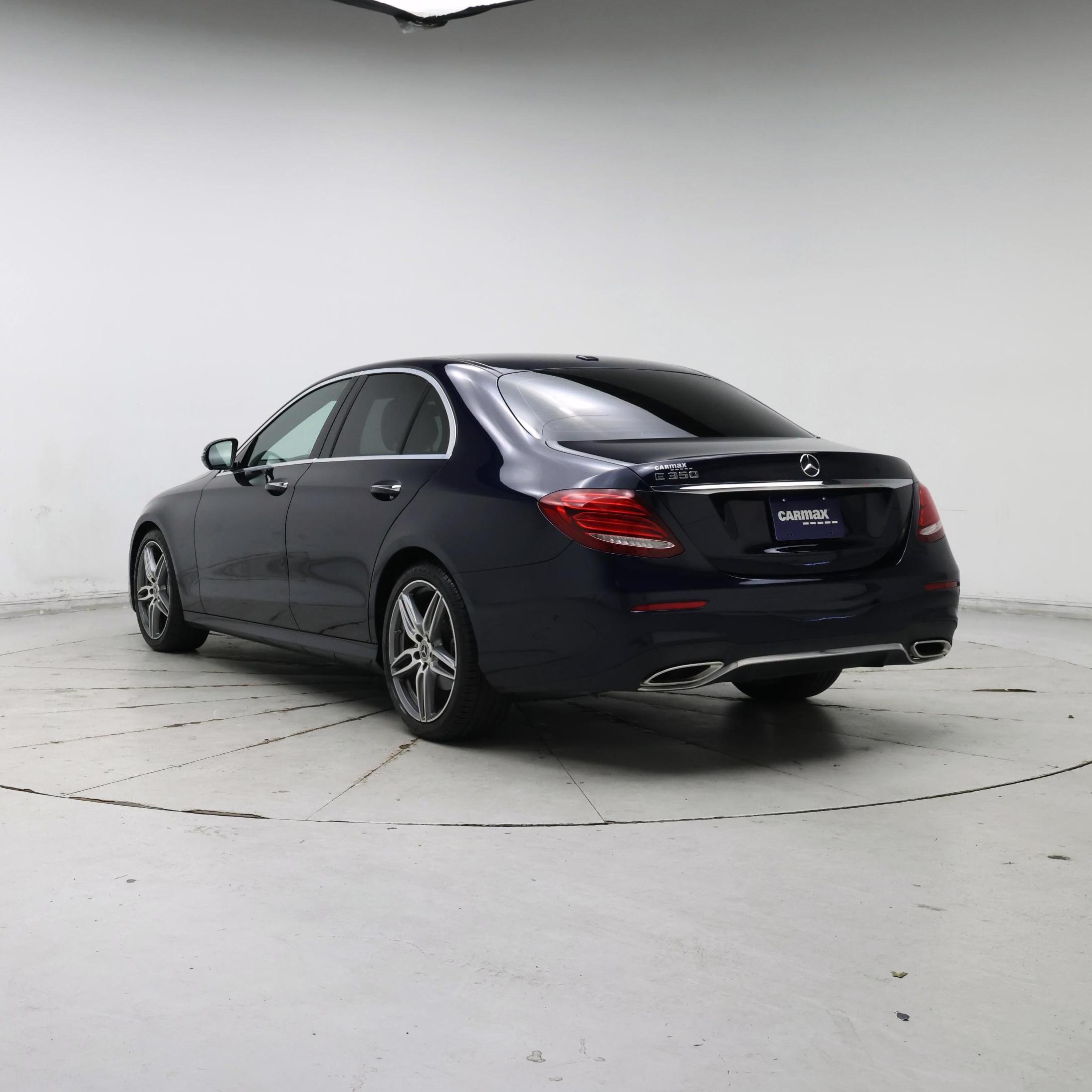 Thumbnail: 2020 Mercedes-Benz E-Class - 2