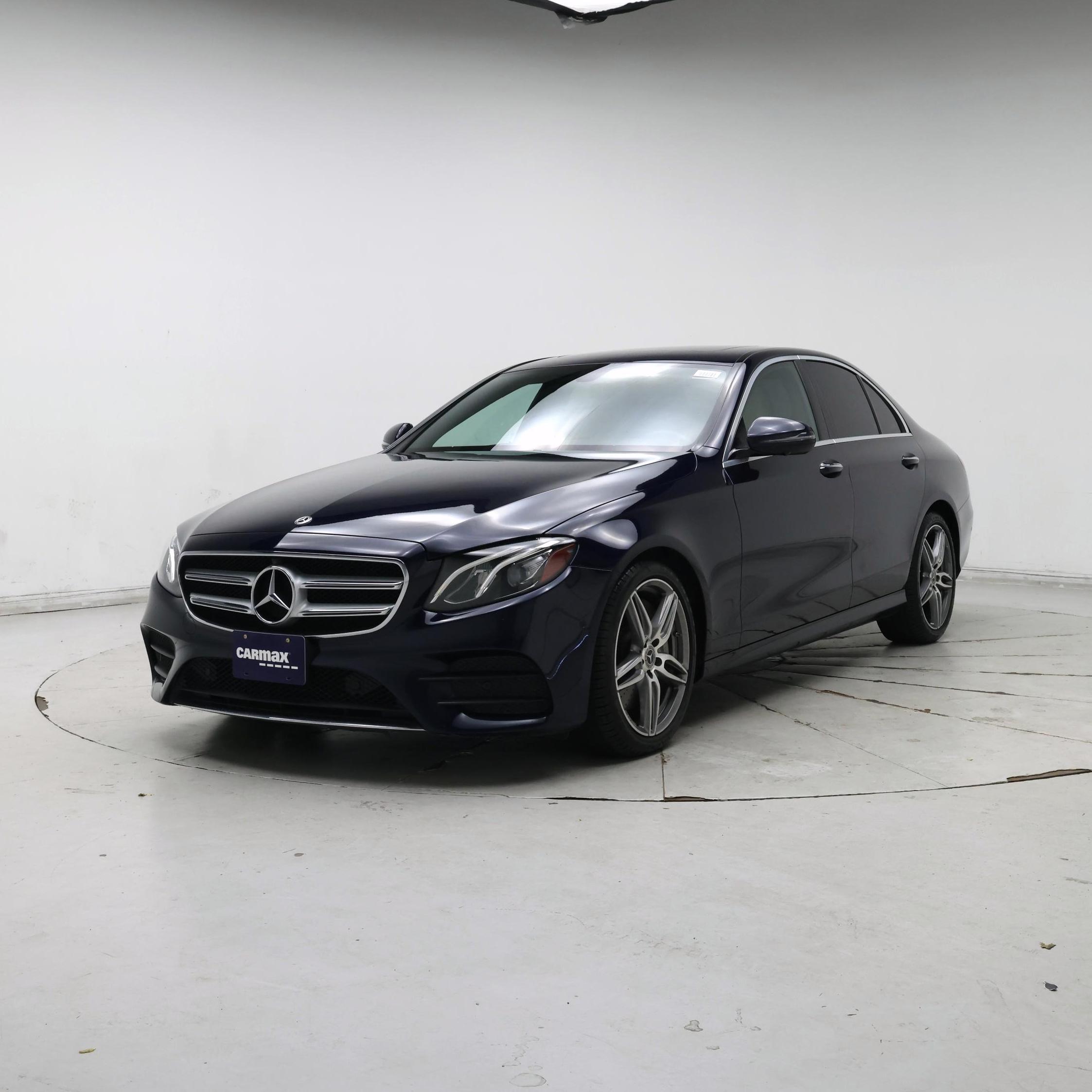 Thumbnail: 2020 Mercedes-Benz E-Class - 4