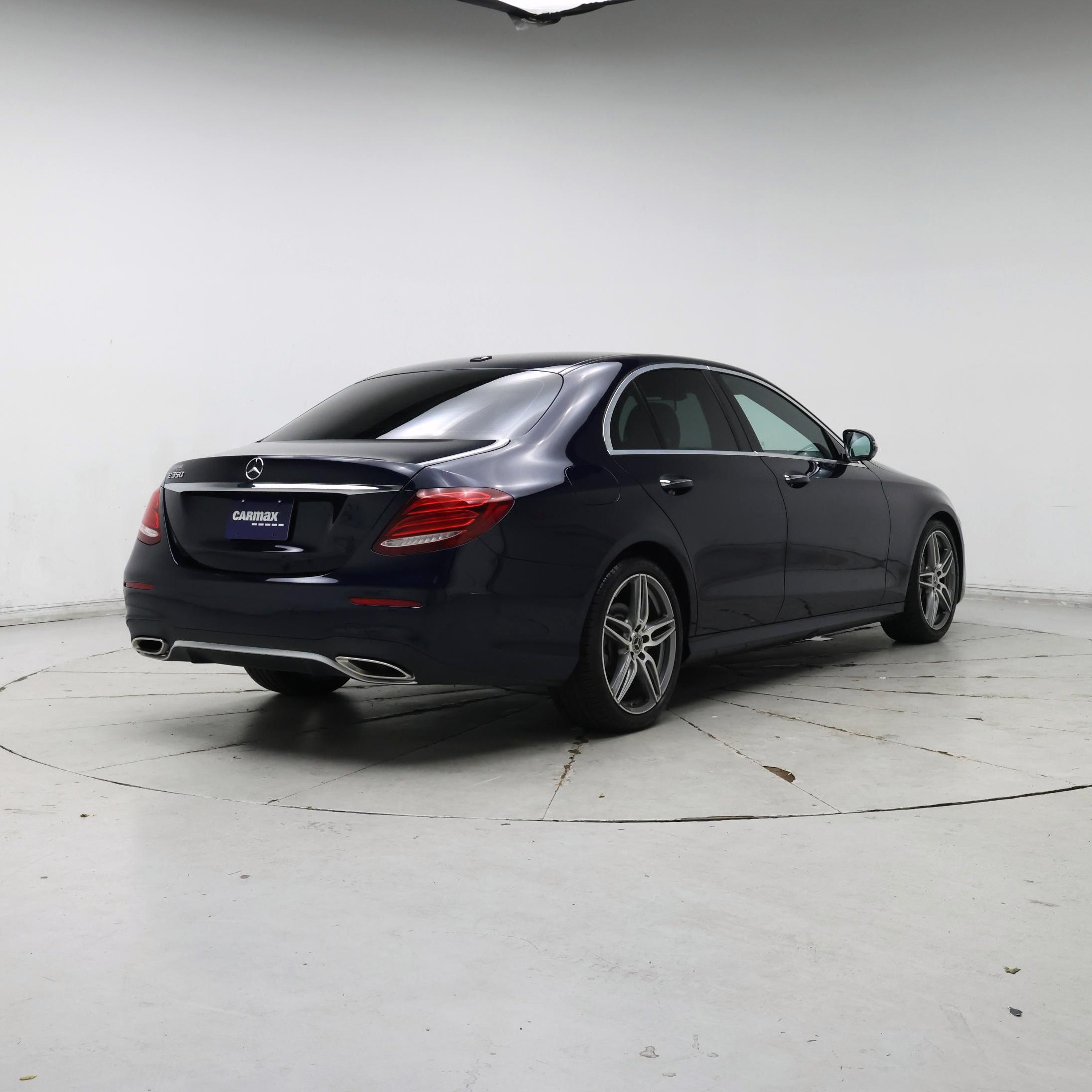 Thumbnail: 2020 Mercedes-Benz E-Class - 8