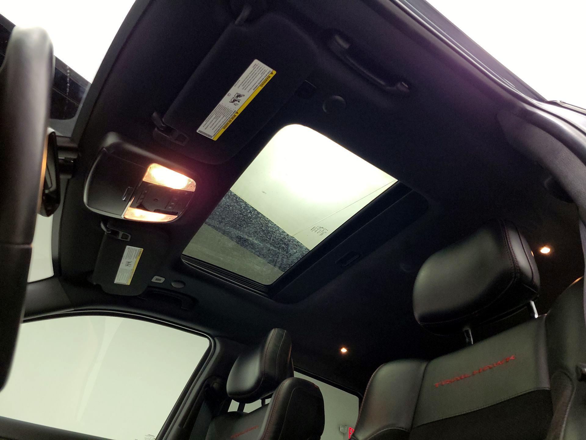 Thumbnail: 2021 Jeep Grand Cherokee - 20