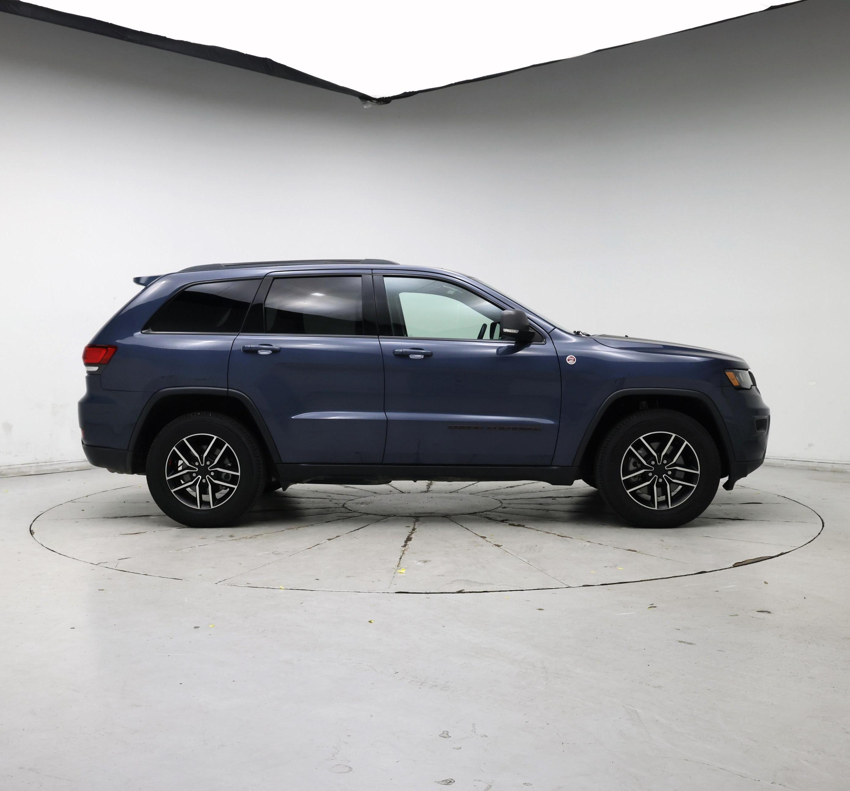 Thumbnail: 2021 Jeep Grand Cherokee - 7