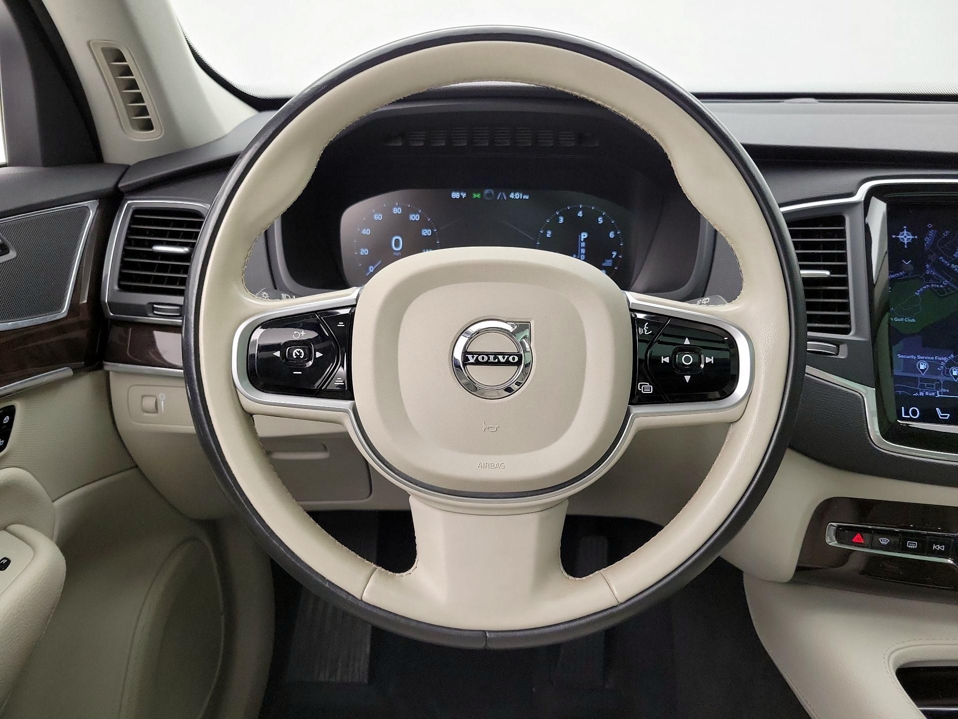 Thumbnail: 2019 Volvo XC90 - 10