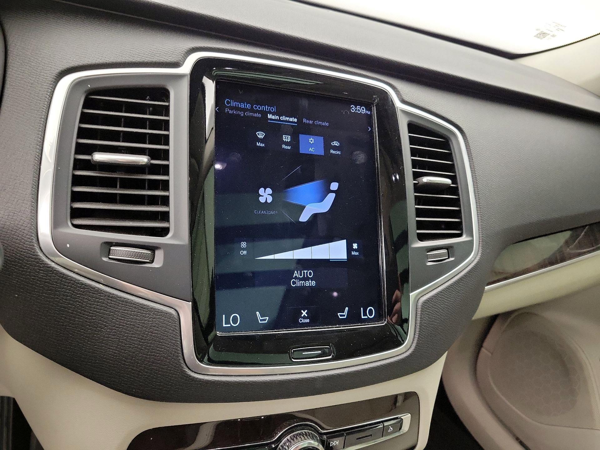 Thumbnail: 2019 Volvo XC90 - 17
