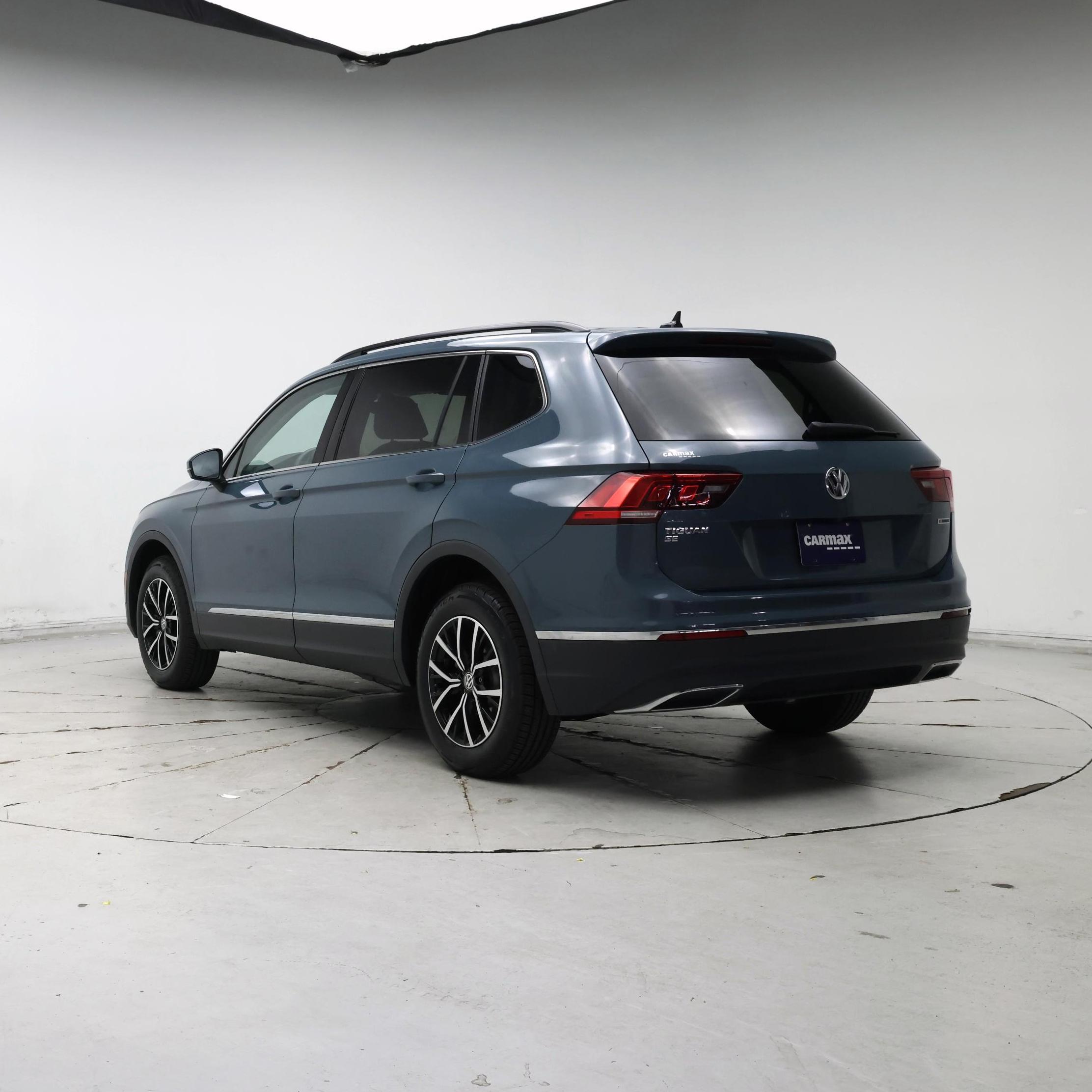 Thumbnail: 2021 Volkswagen Tiguan - 2