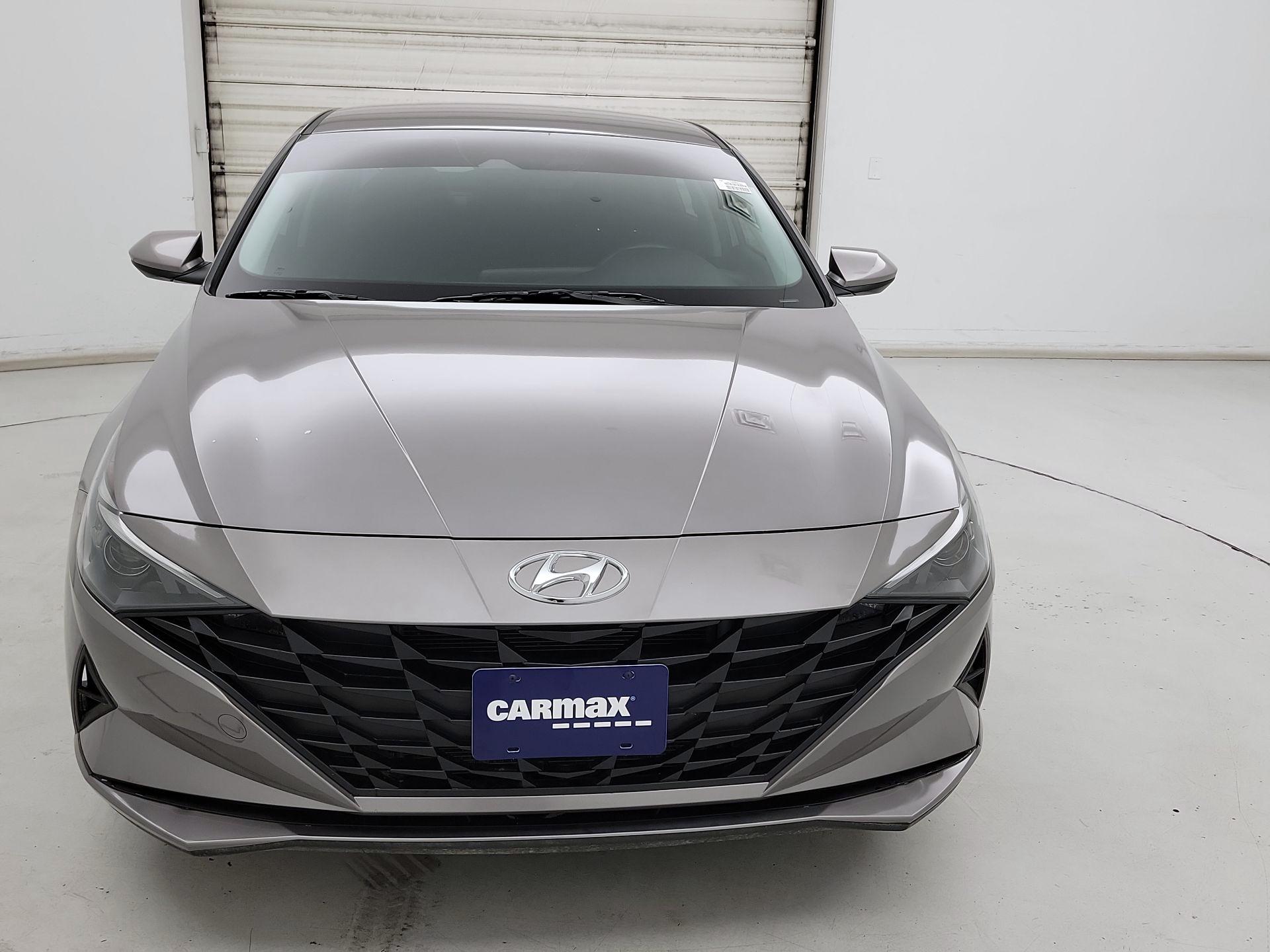 Thumbnail: 2023 Hyundai Elantra - 2