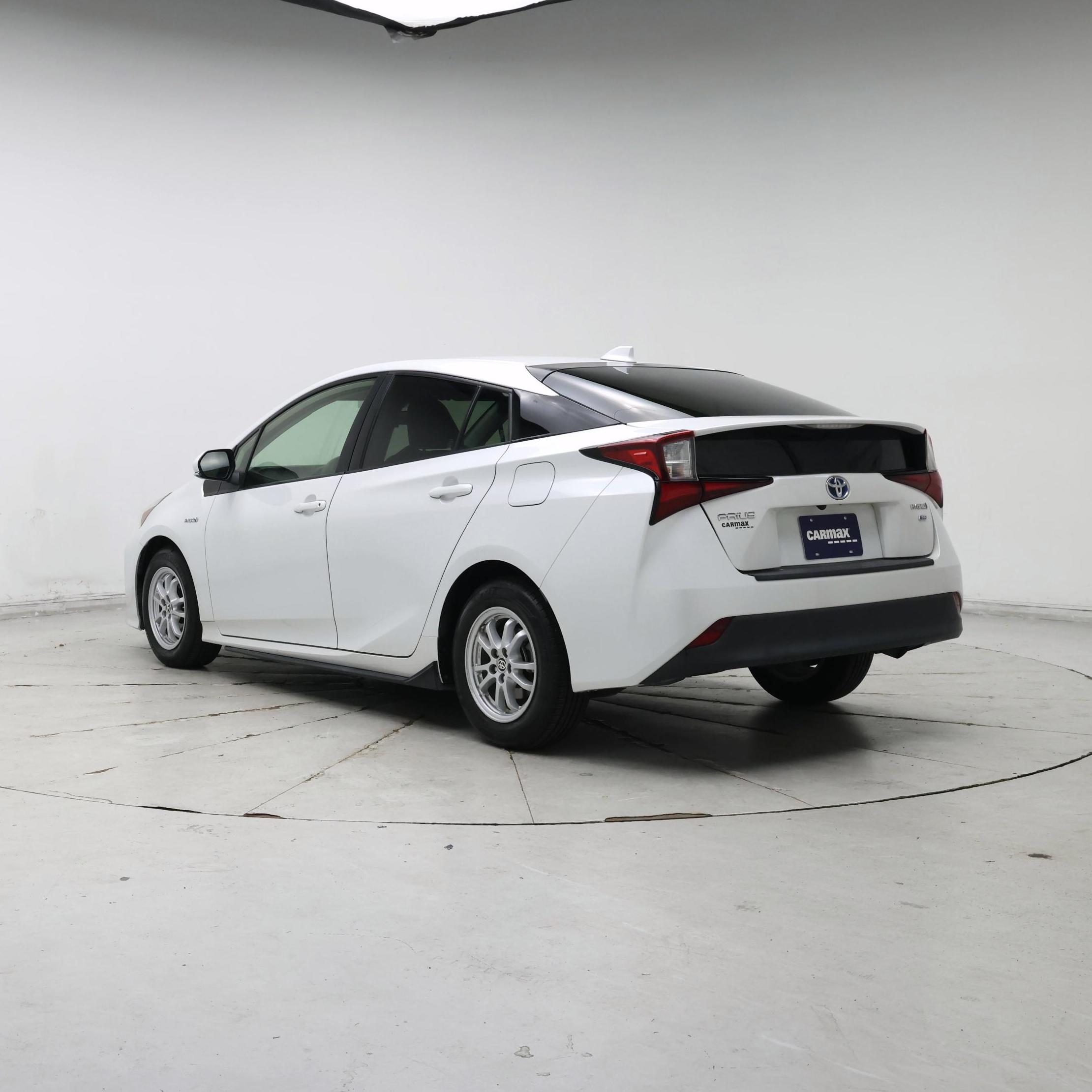 Thumbnail: 2021 Toyota Prius - 2