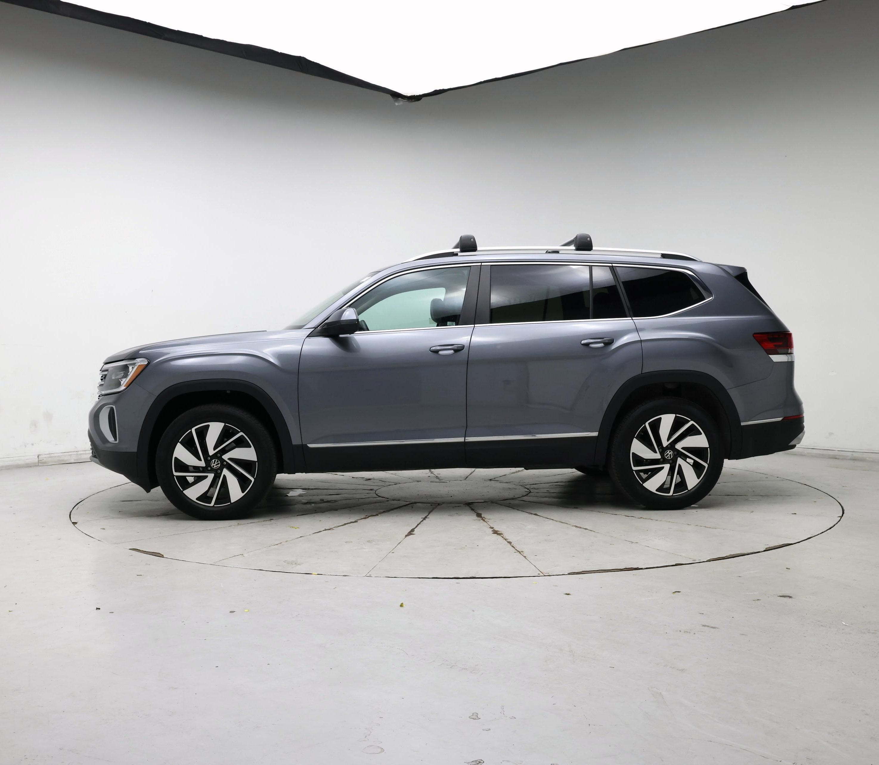 Thumbnail: 2024 Volkswagen Atlas - 3
