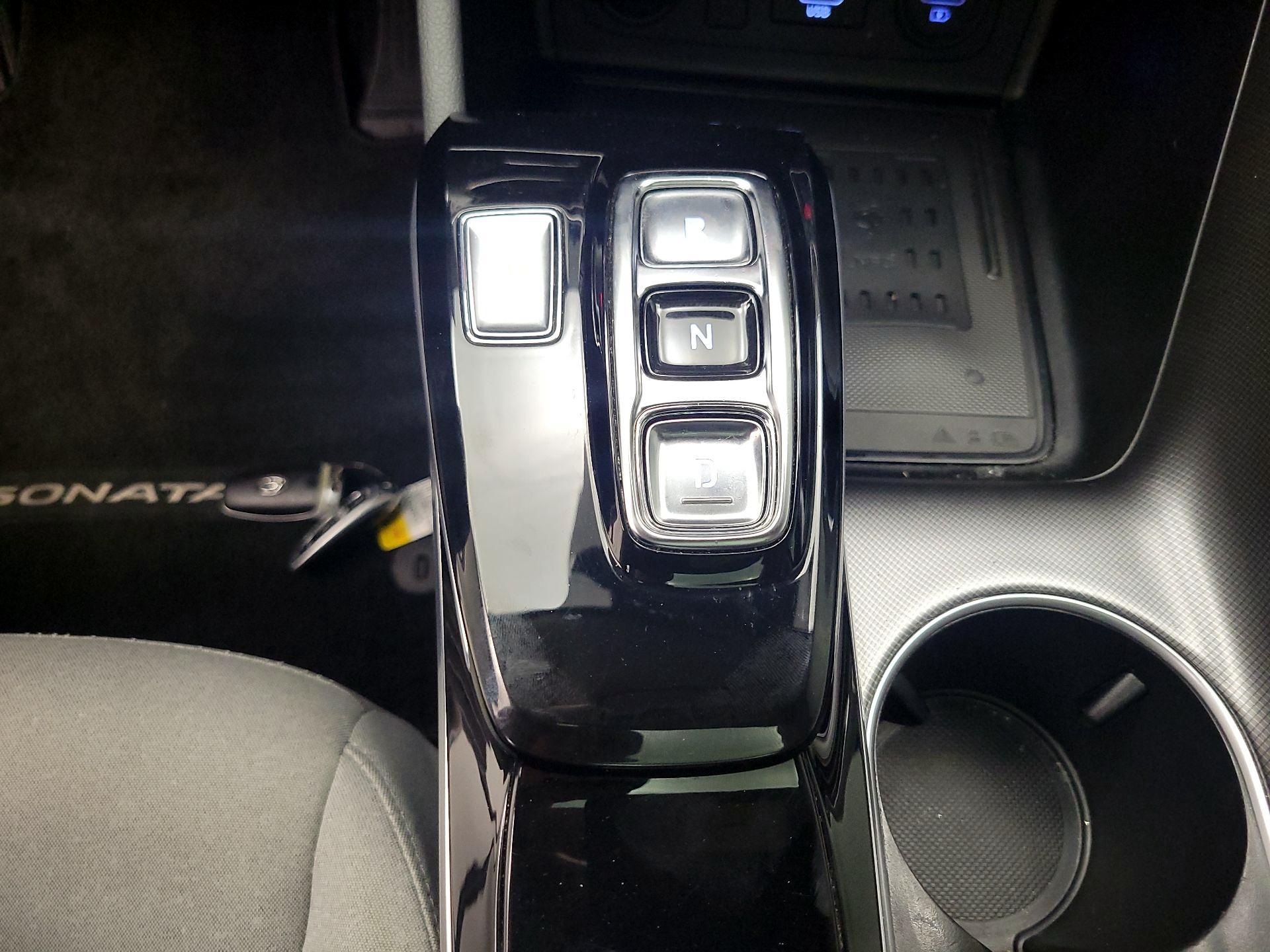 Thumbnail: 2020 Hyundai Sonata - 17