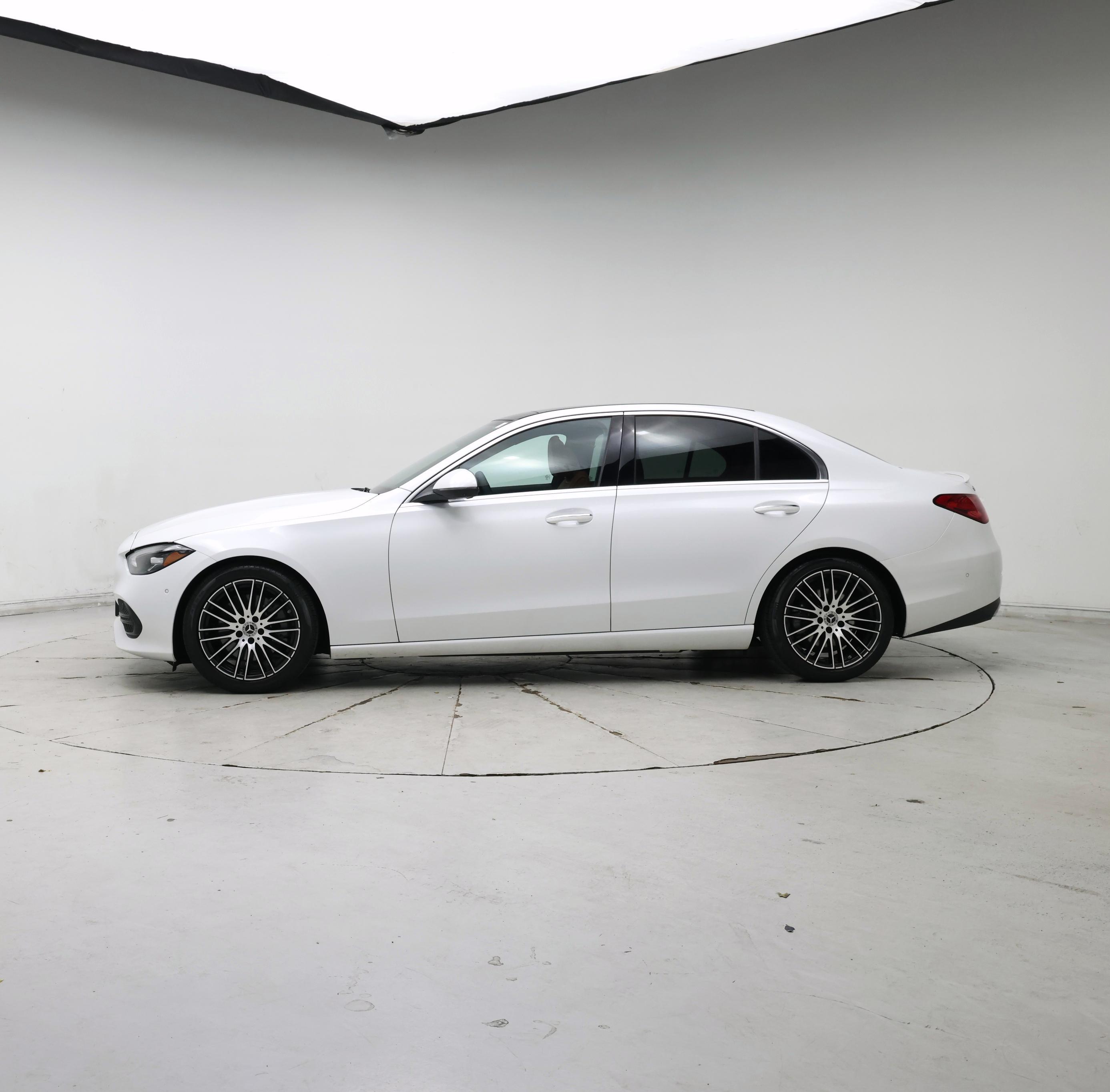 Thumbnail: 2022 Mercedes-Benz C-Class - 3