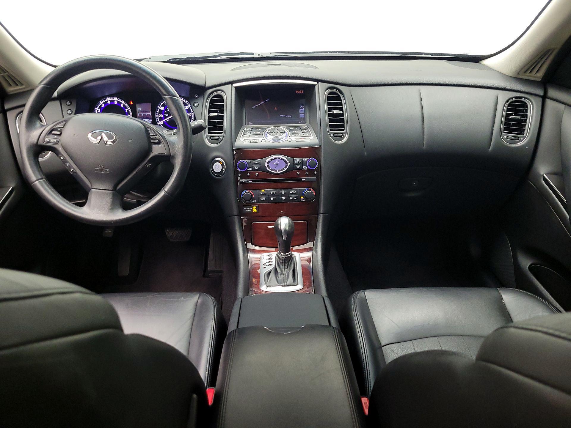 Thumbnail: 2016 INFINITI QX50 - 9