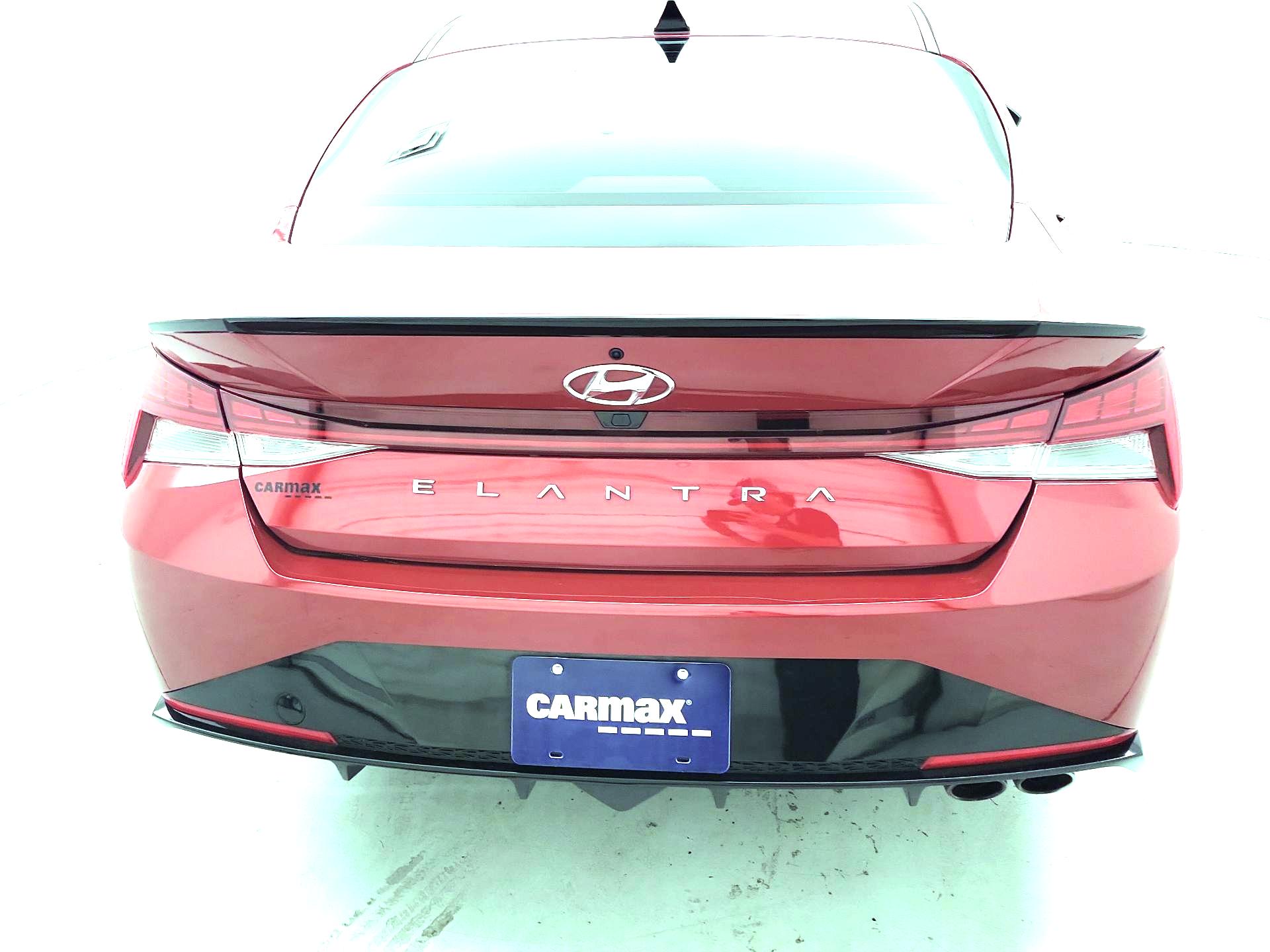 Thumbnail: 2023 Hyundai Elantra - 6