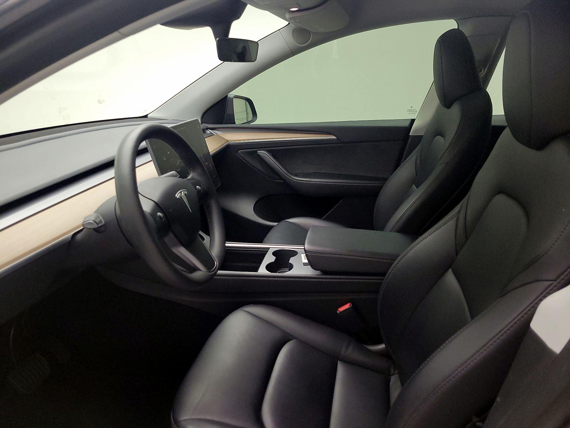 Thumbnail: 2023 Tesla Model Y - 9