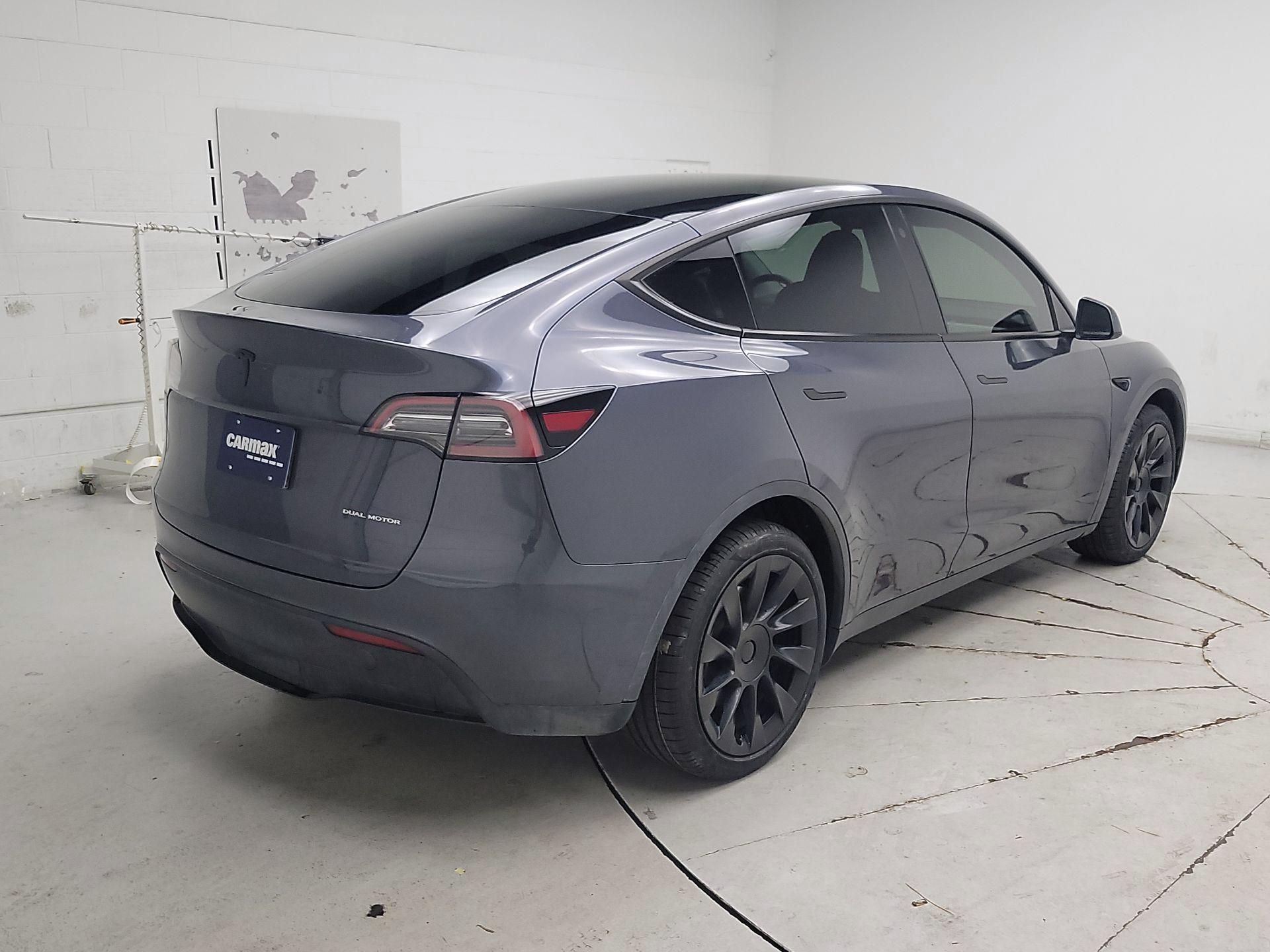 Thumbnail: 2023 Tesla Model Y - 5