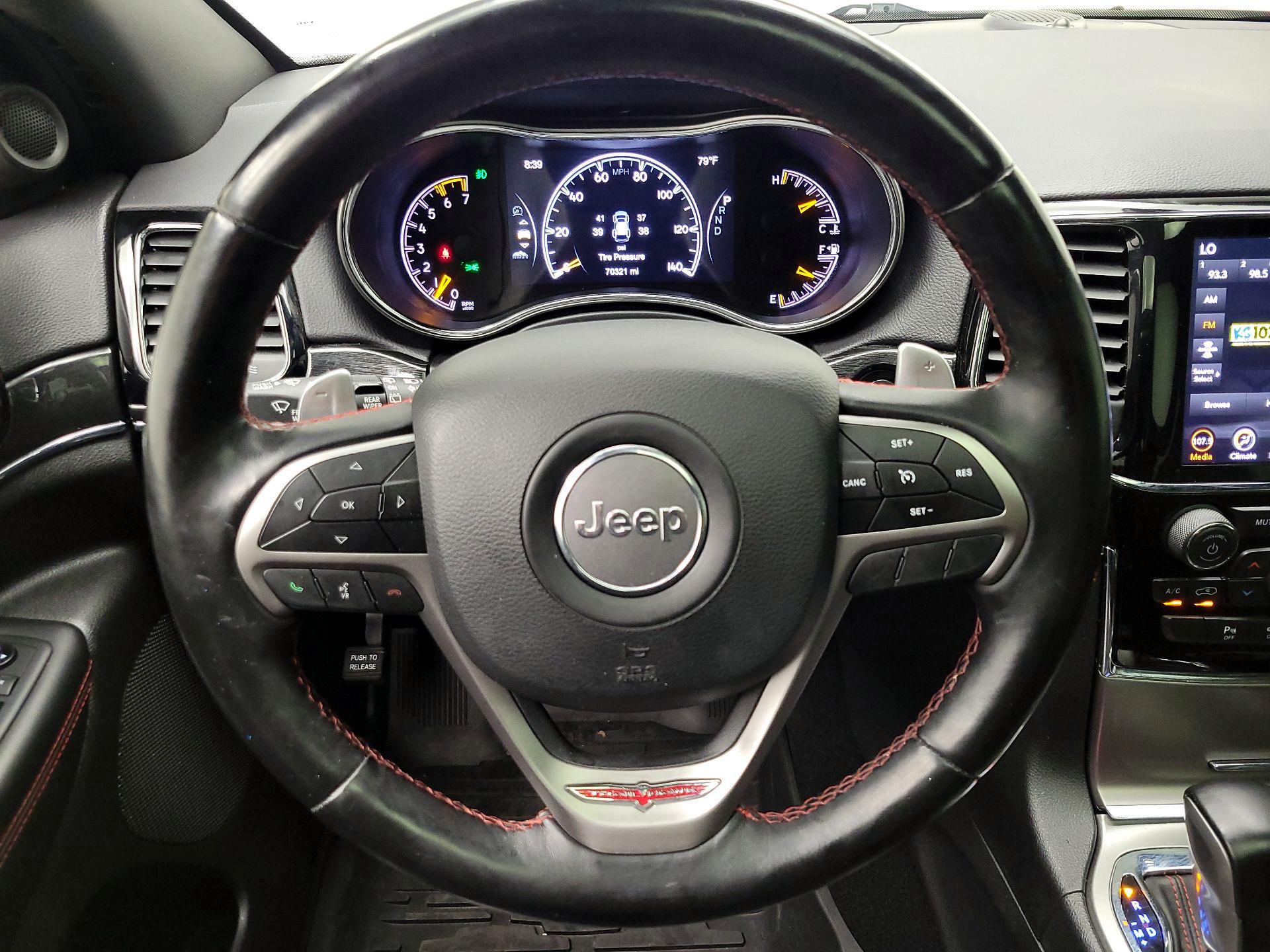 Thumbnail: 2020 Jeep Grand Cherokee - 10