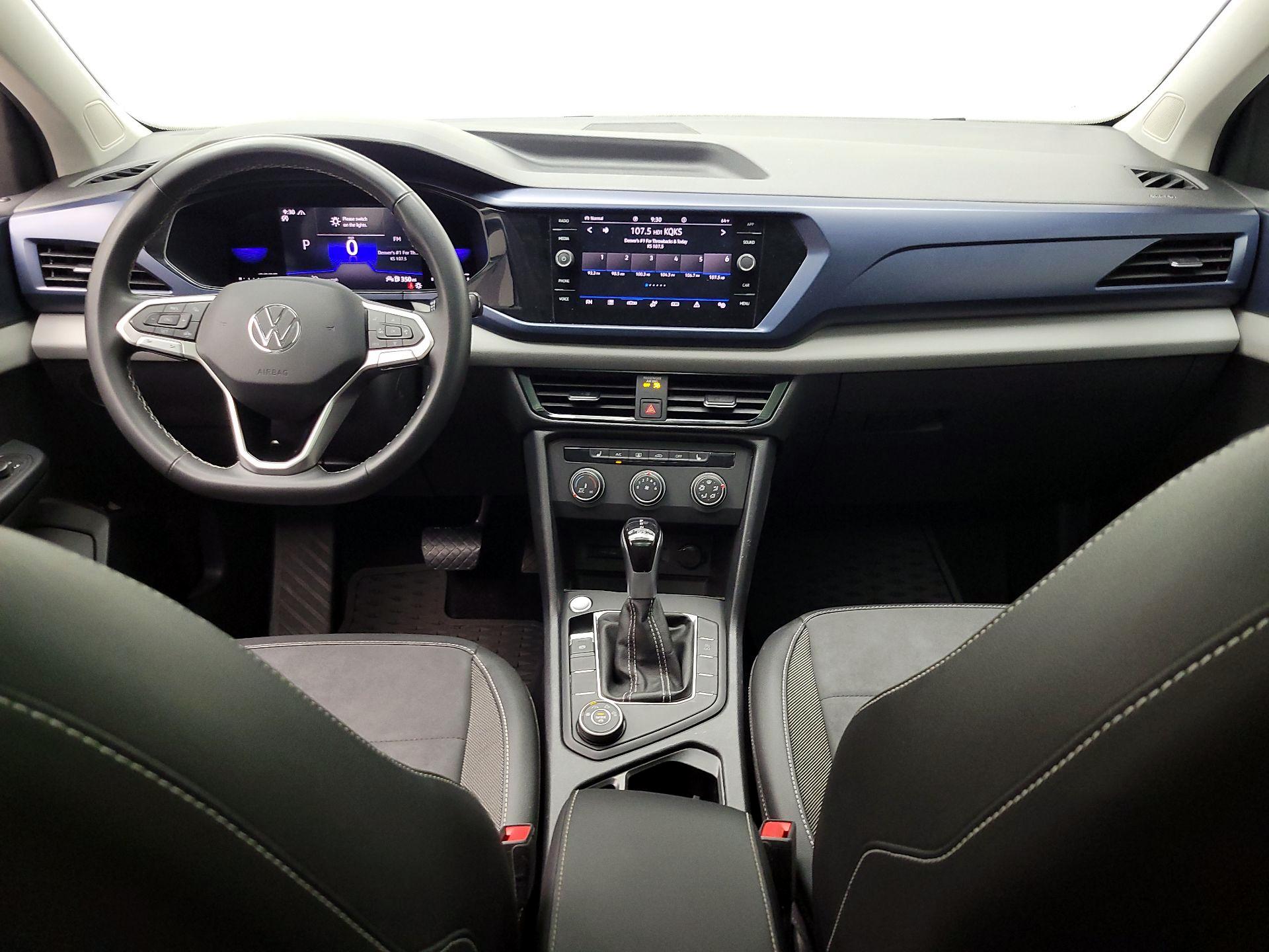 Thumbnail: 2022 Volkswagen Taos - 9