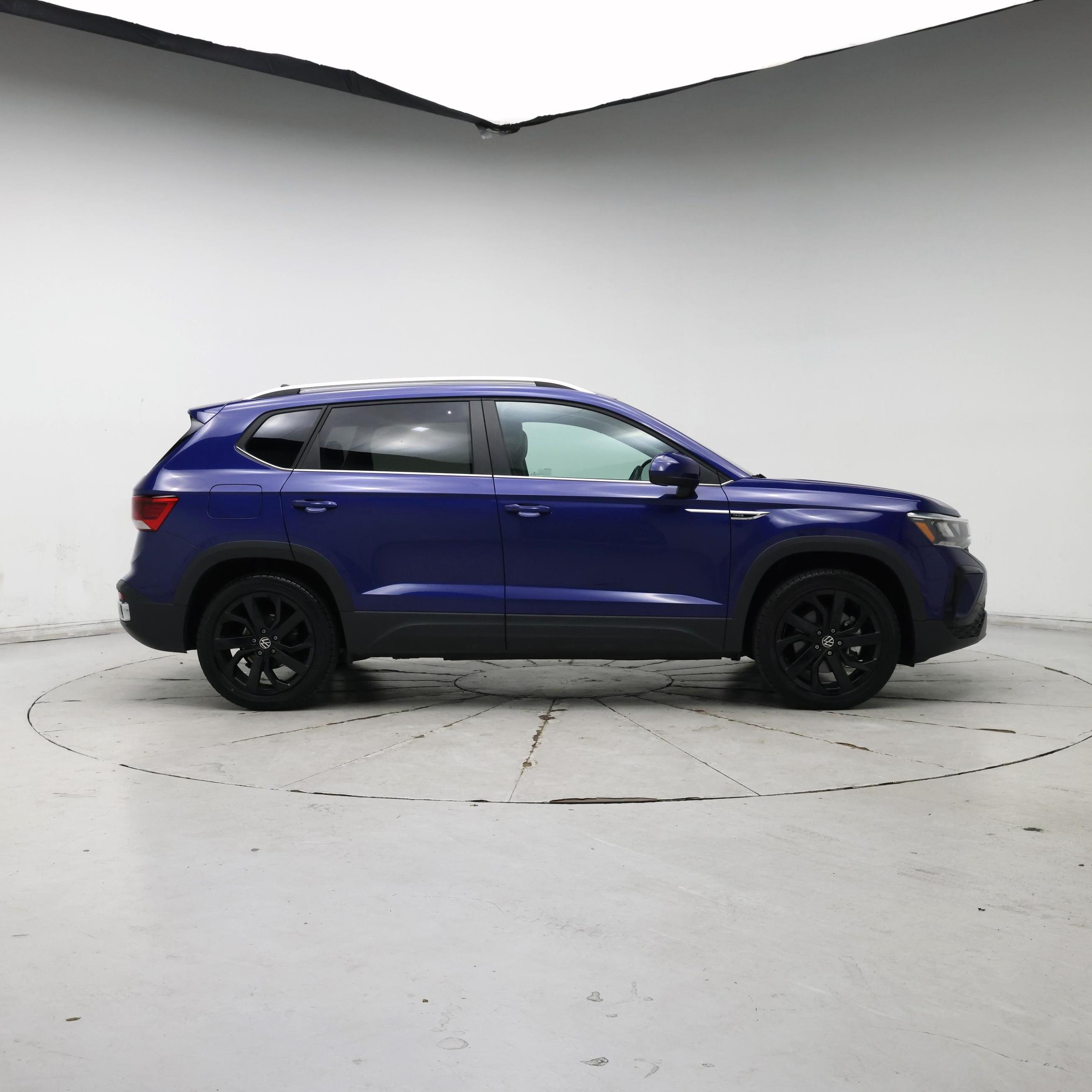 Thumbnail: 2022 Volkswagen Taos - 7