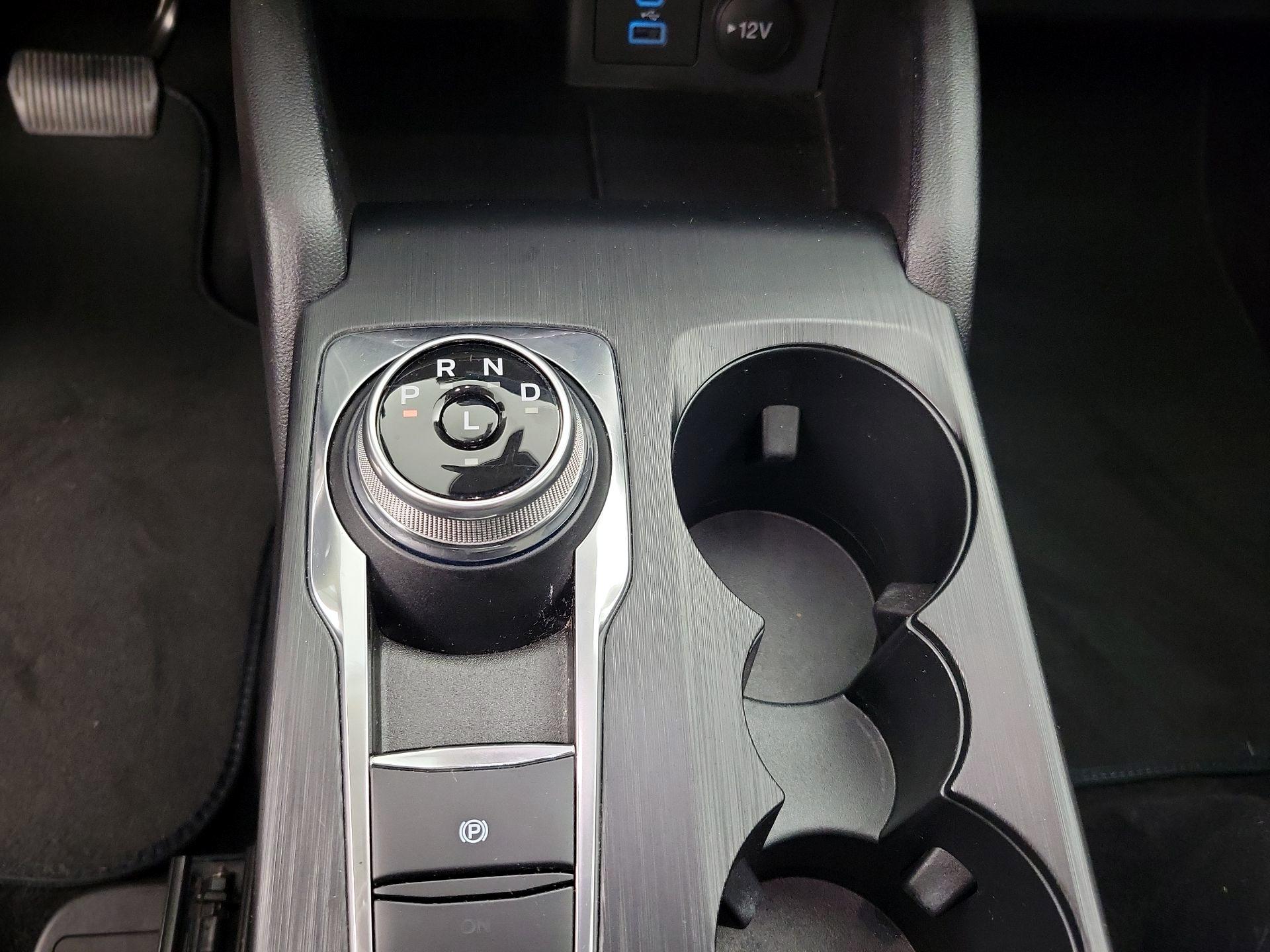 Thumbnail: 2022 Ford Escape - 18