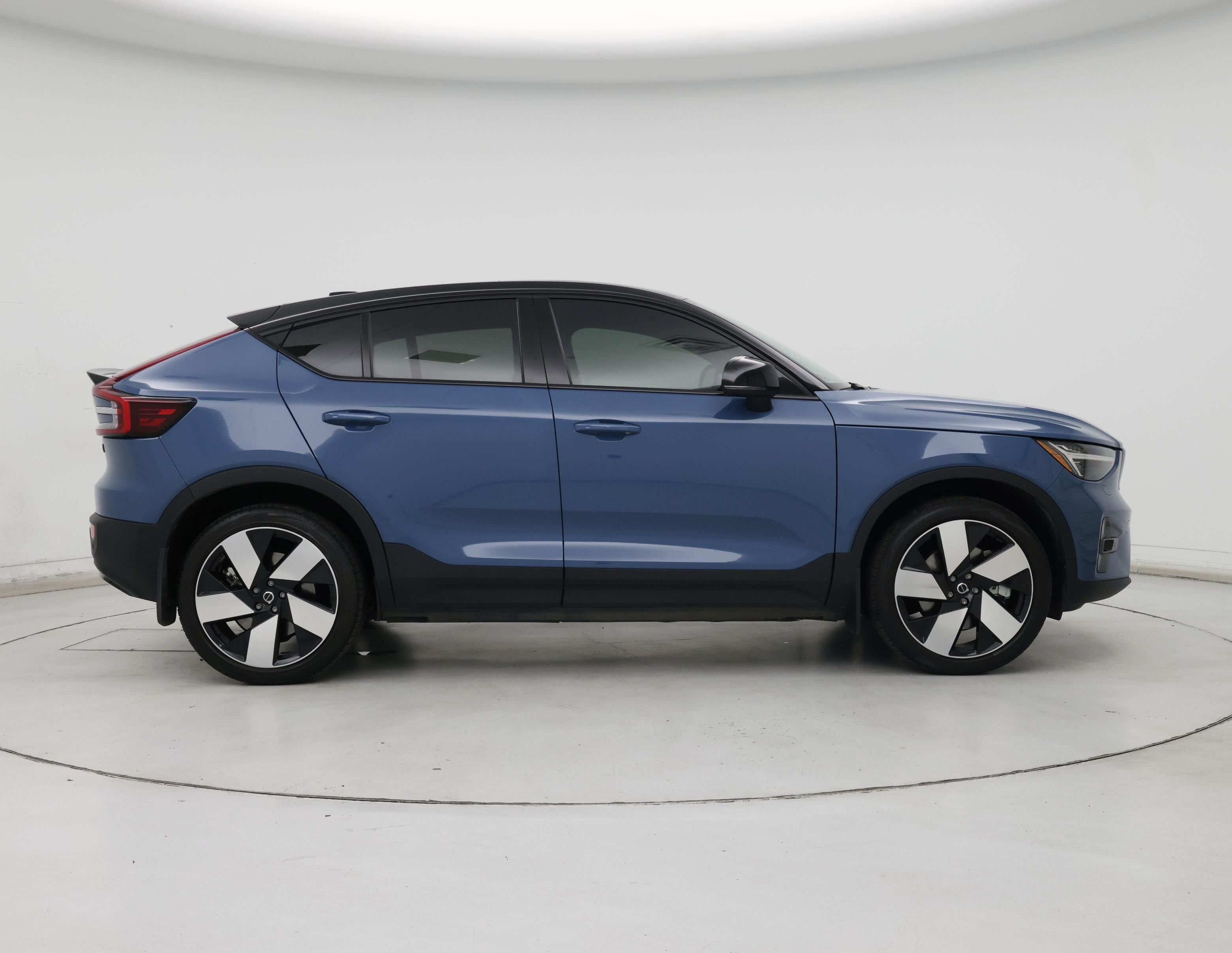 Thumbnail: 2022 Volvo C40 - 7