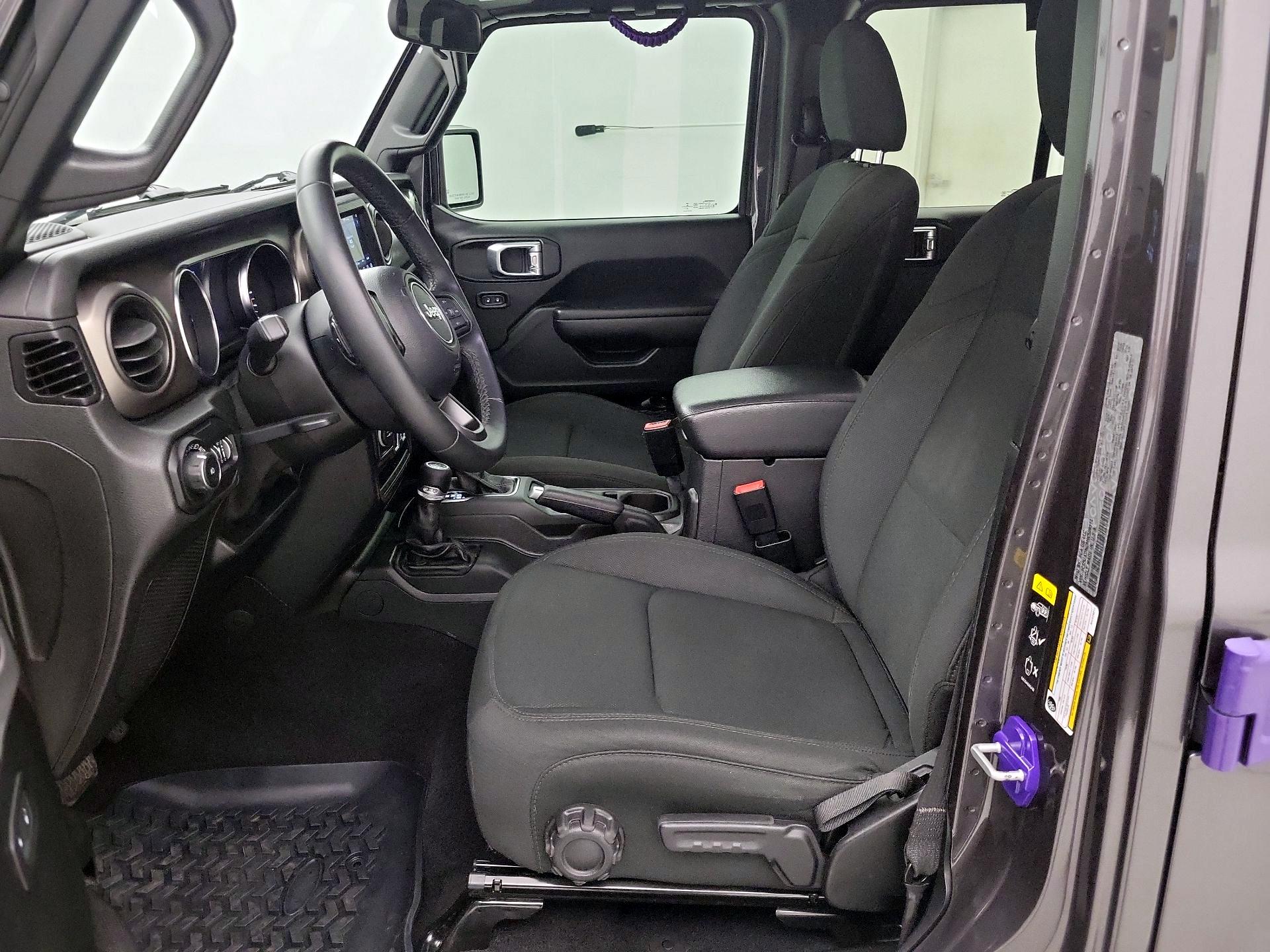 Thumbnail: 2021 Jeep Wrangler - 9