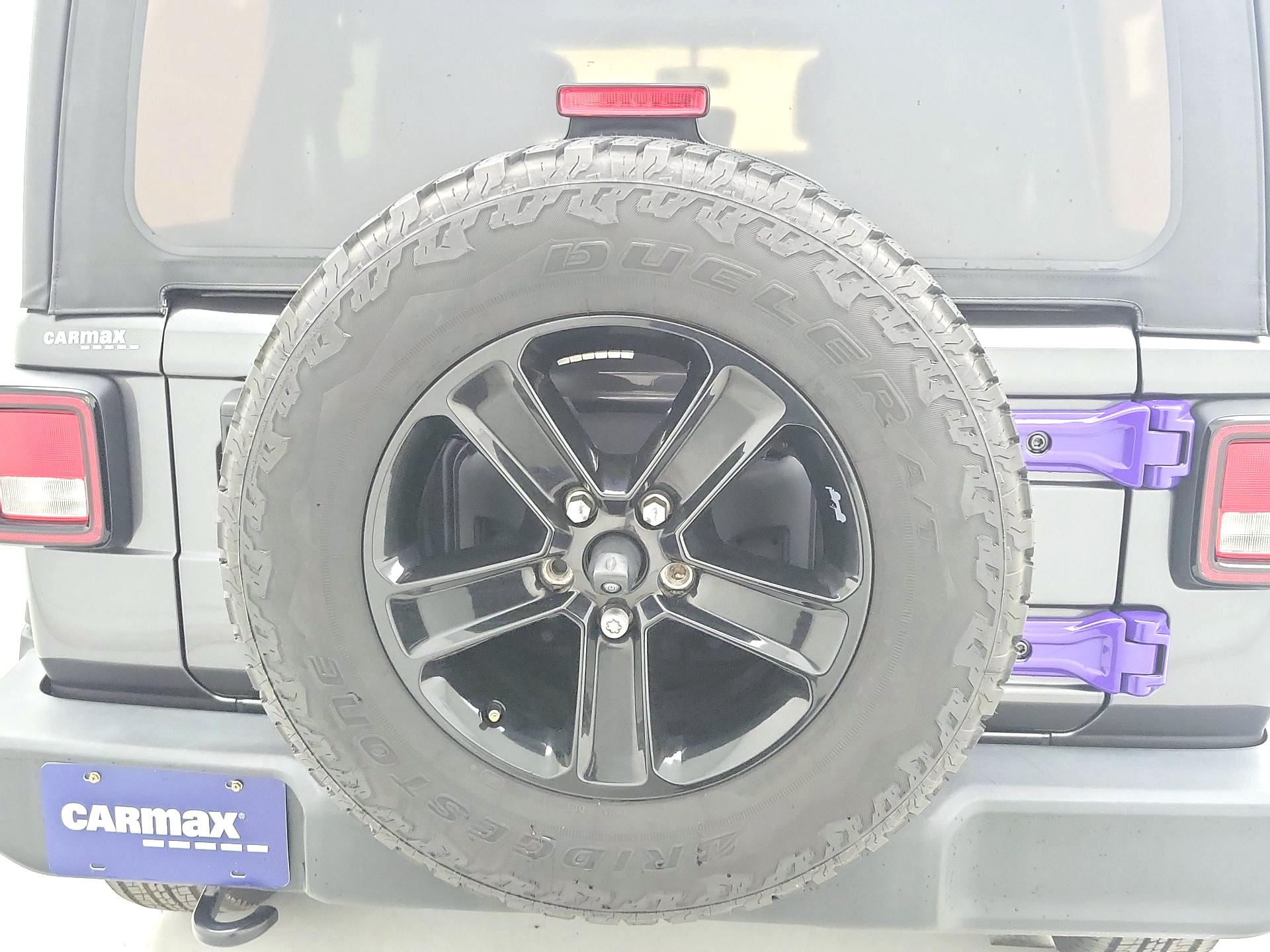 Thumbnail: 2021 Jeep Wrangler - 6
