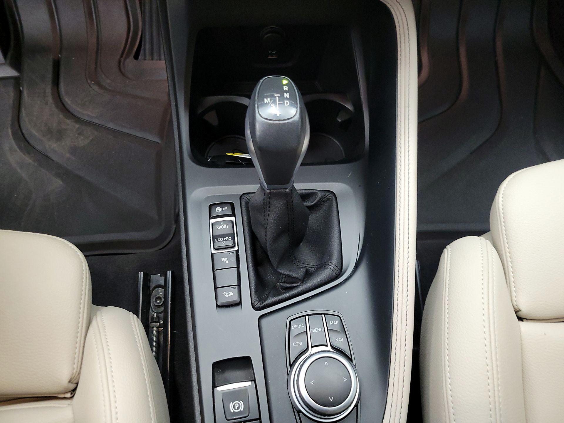 Thumbnail: 2019 BMW X1 - 18