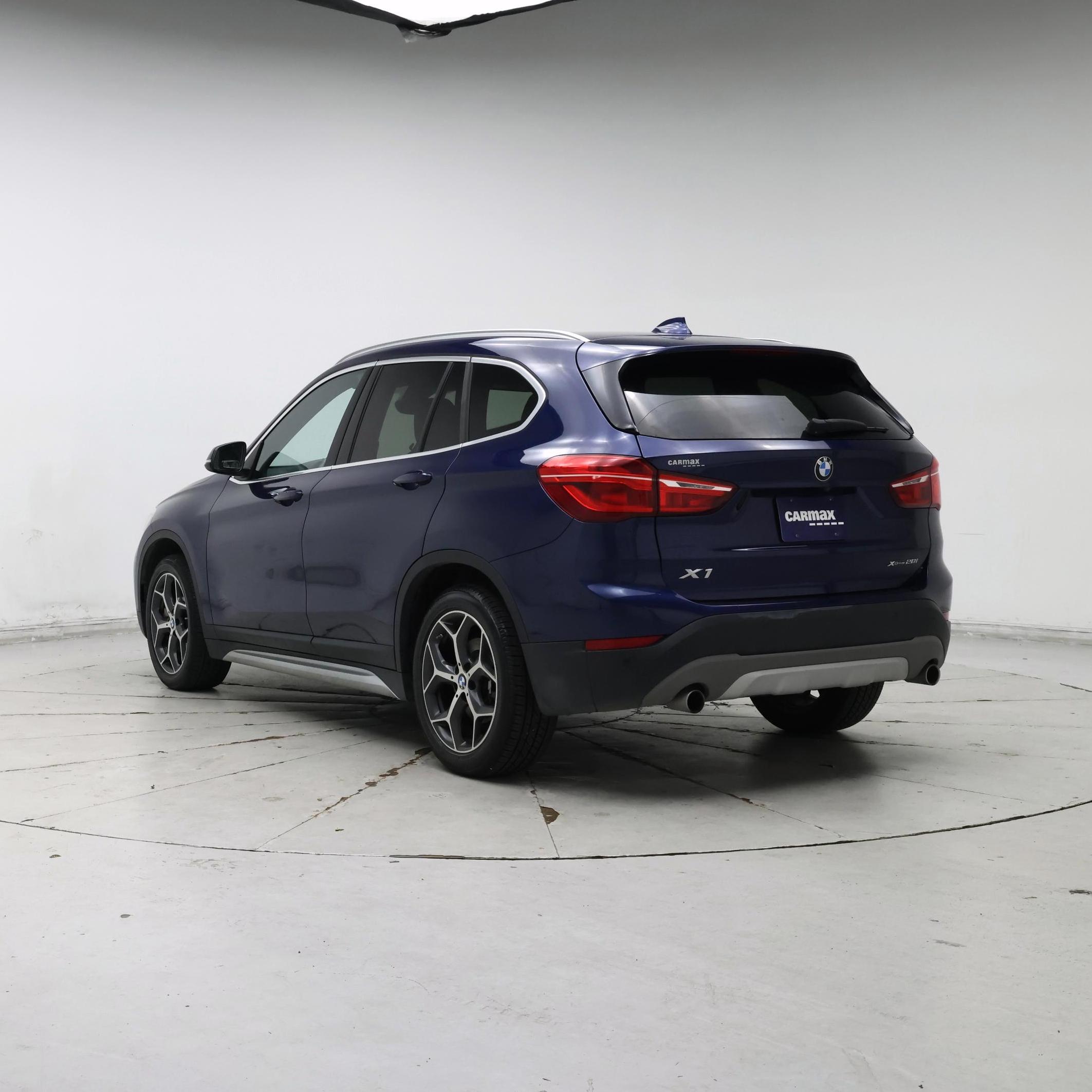 Thumbnail: 2019 BMW X1 - 2