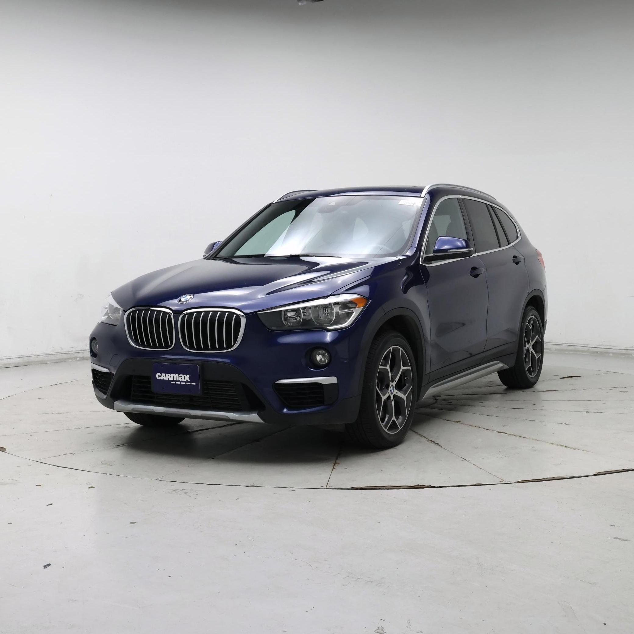 Thumbnail: 2019 BMW X1 - 4