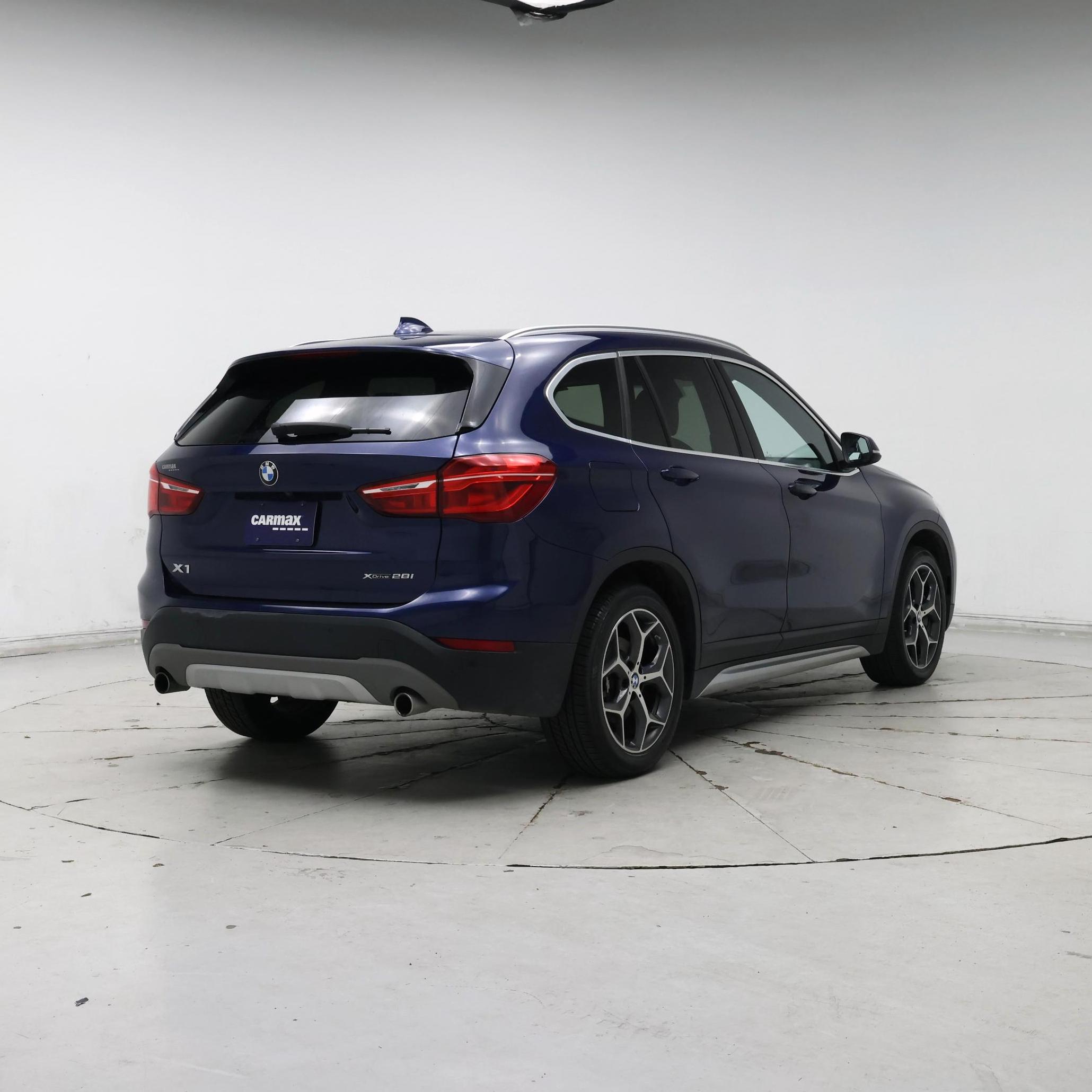 Thumbnail: 2019 BMW X1 - 8