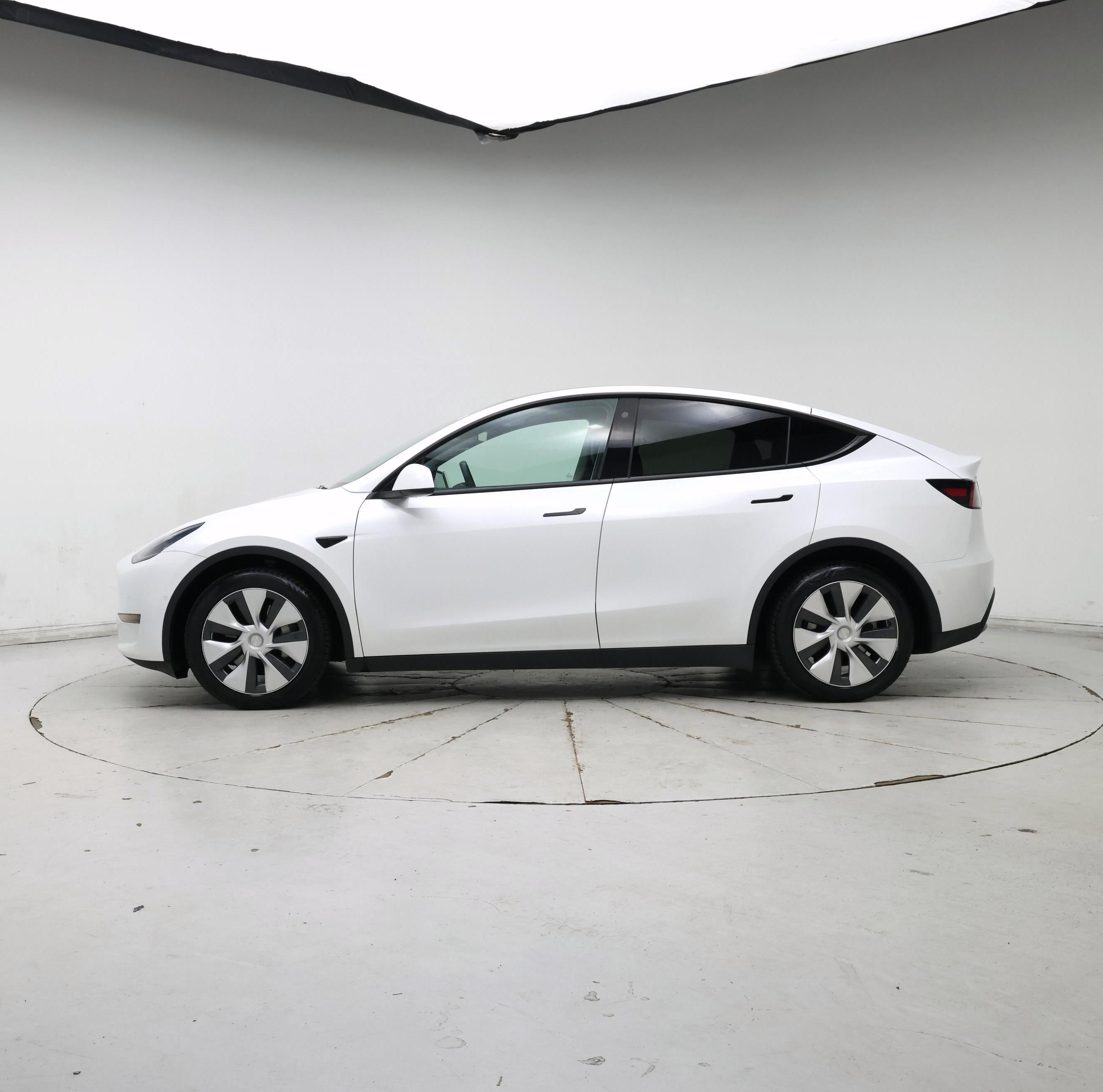 Thumbnail: 2021 Tesla Model Y - 3
