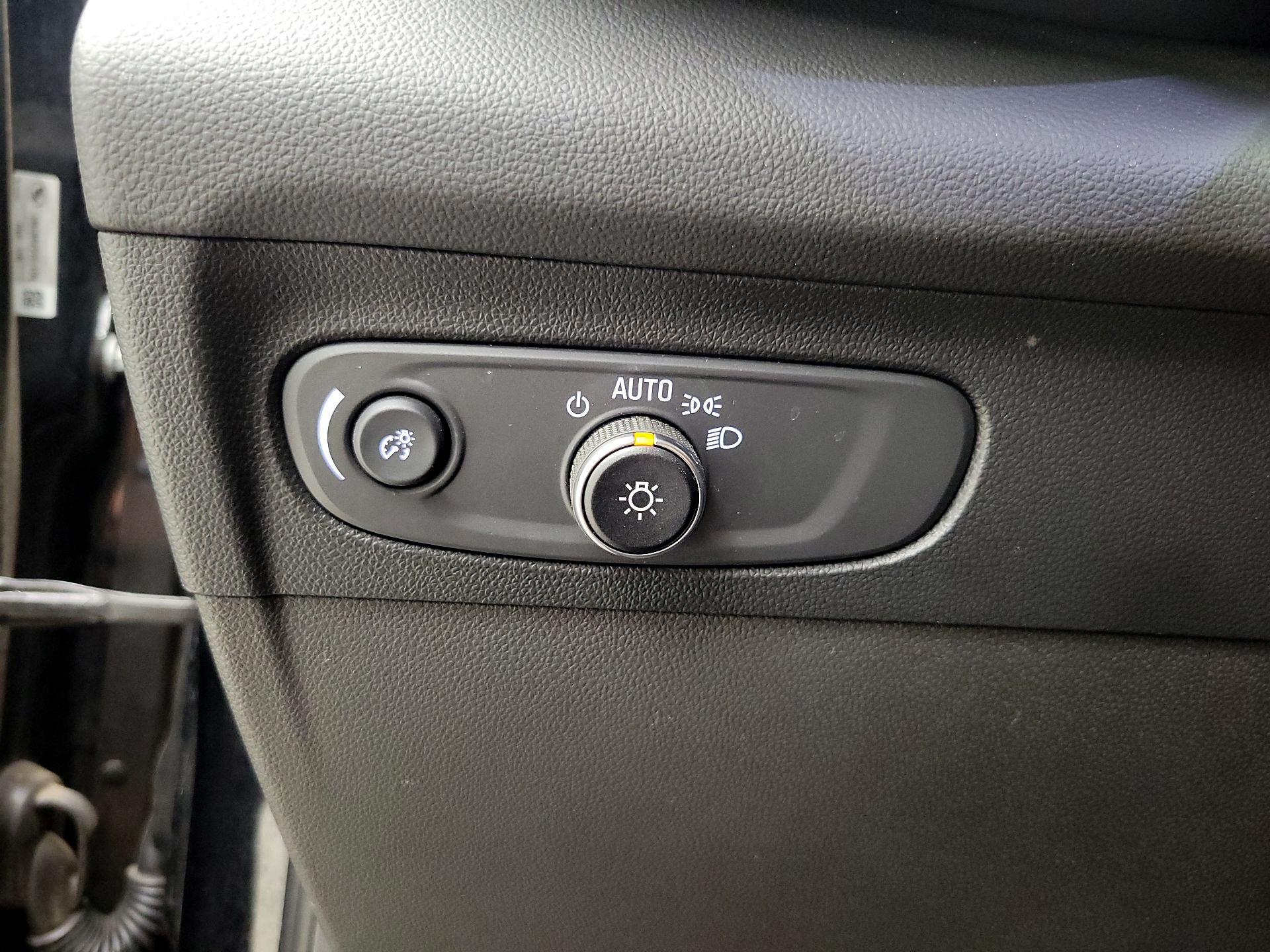Thumbnail: 2023 Buick Envision - 13