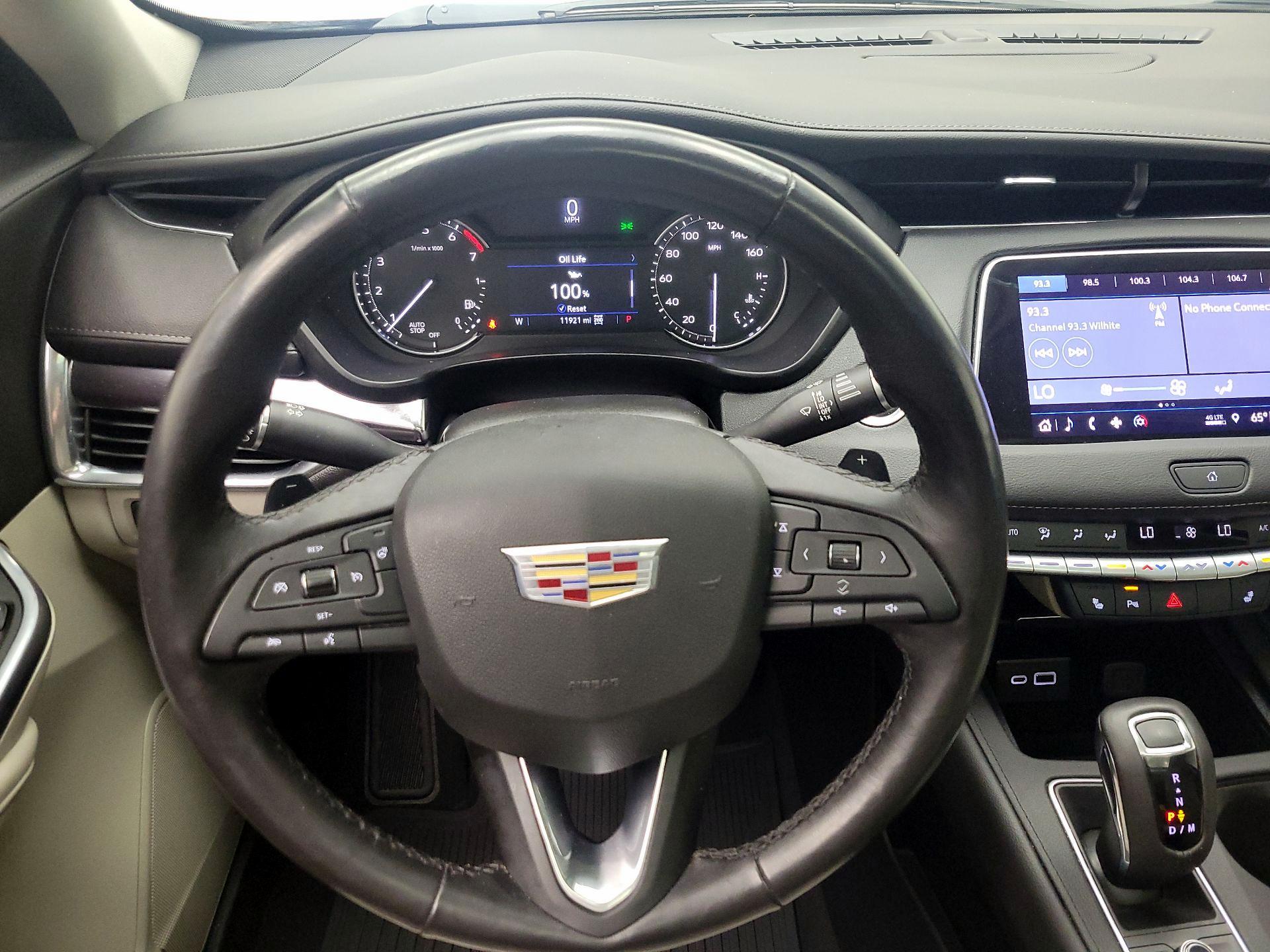 Thumbnail: 2019 Cadillac XT4 - 10