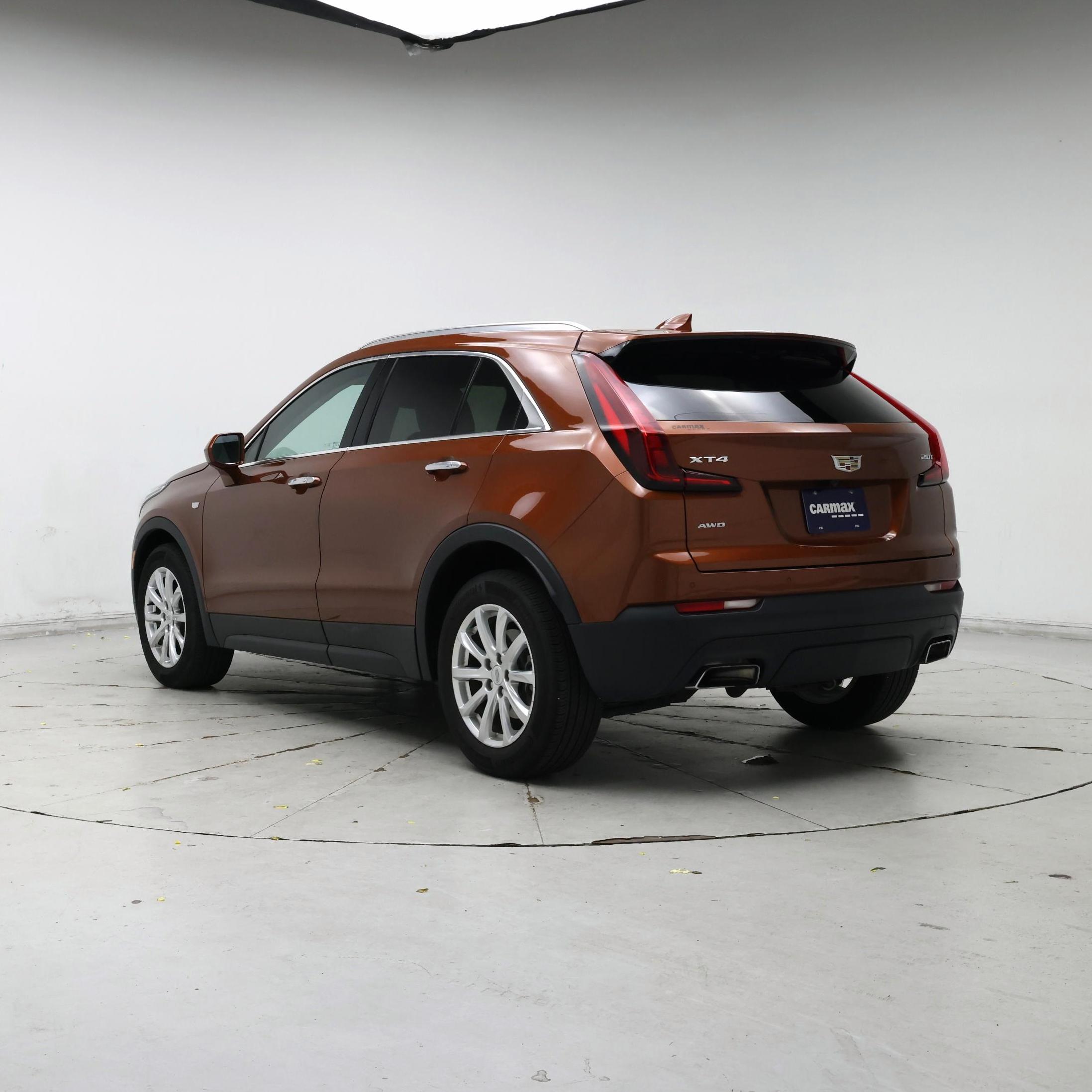 Thumbnail: 2019 Cadillac XT4 - 2