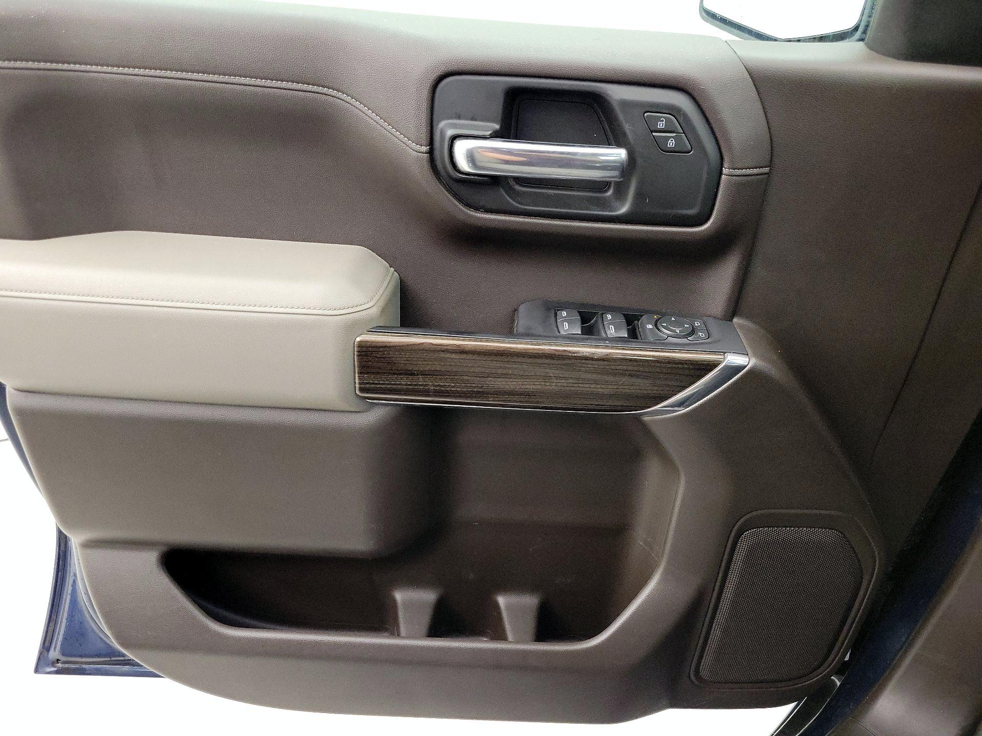 Thumbnail: 2019 Chevrolet Silverado 1500 - 12